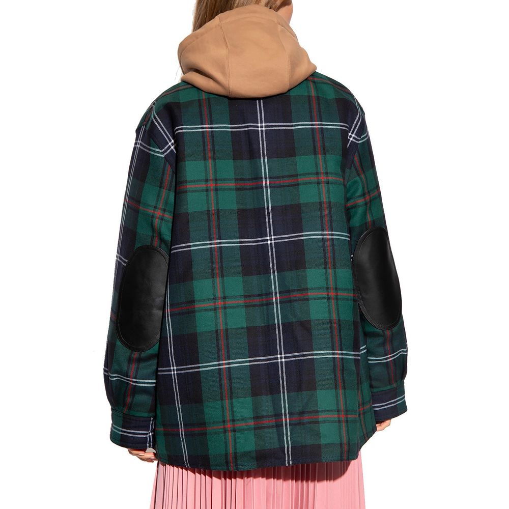 Zweifarbige, wattierte Wolljacke mit gesticktem Logo