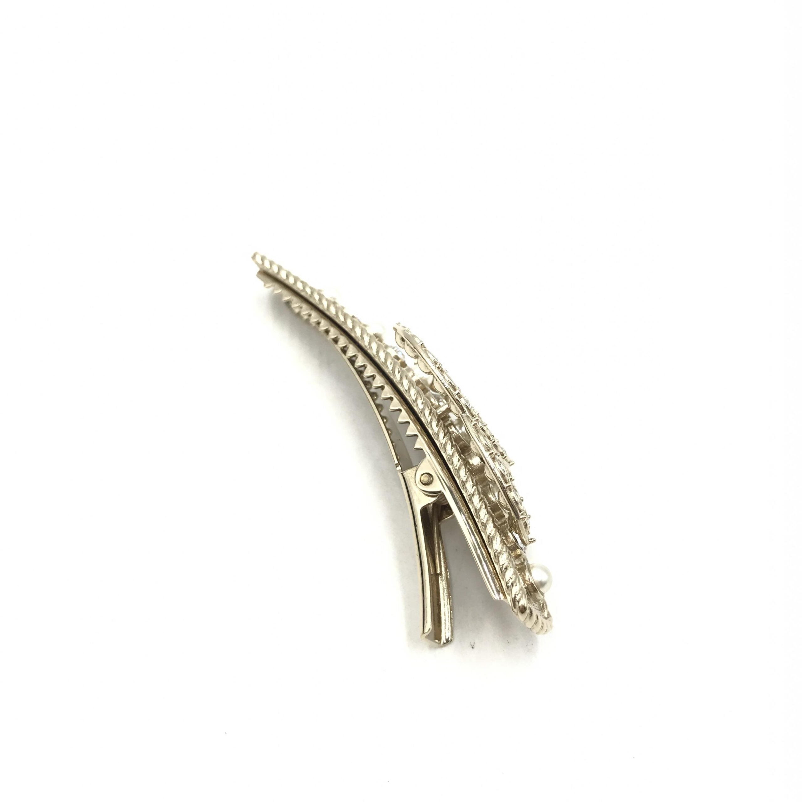 Crystal Pearl CC Hair Clip