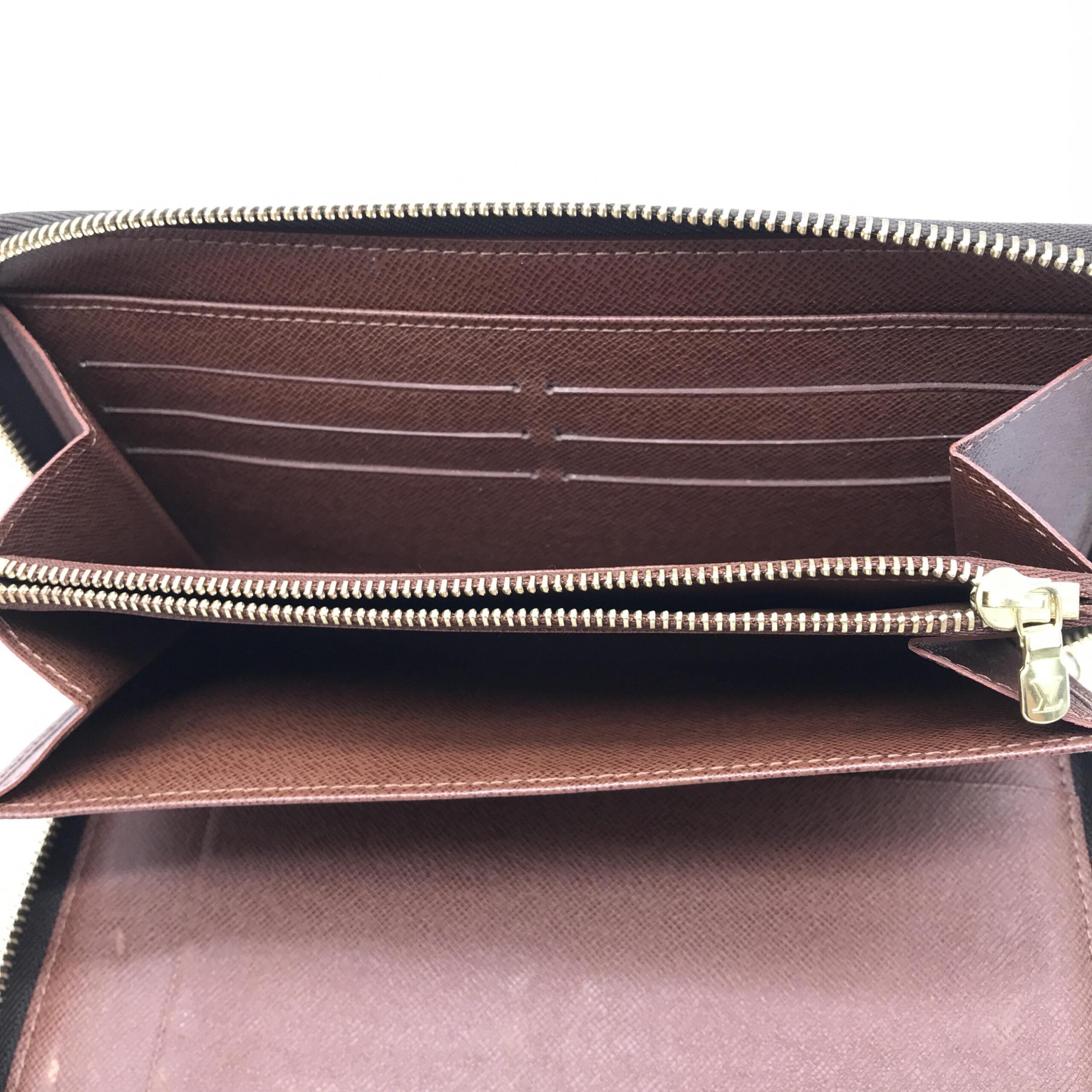 Monogram Zippy Wallet In Good Condition