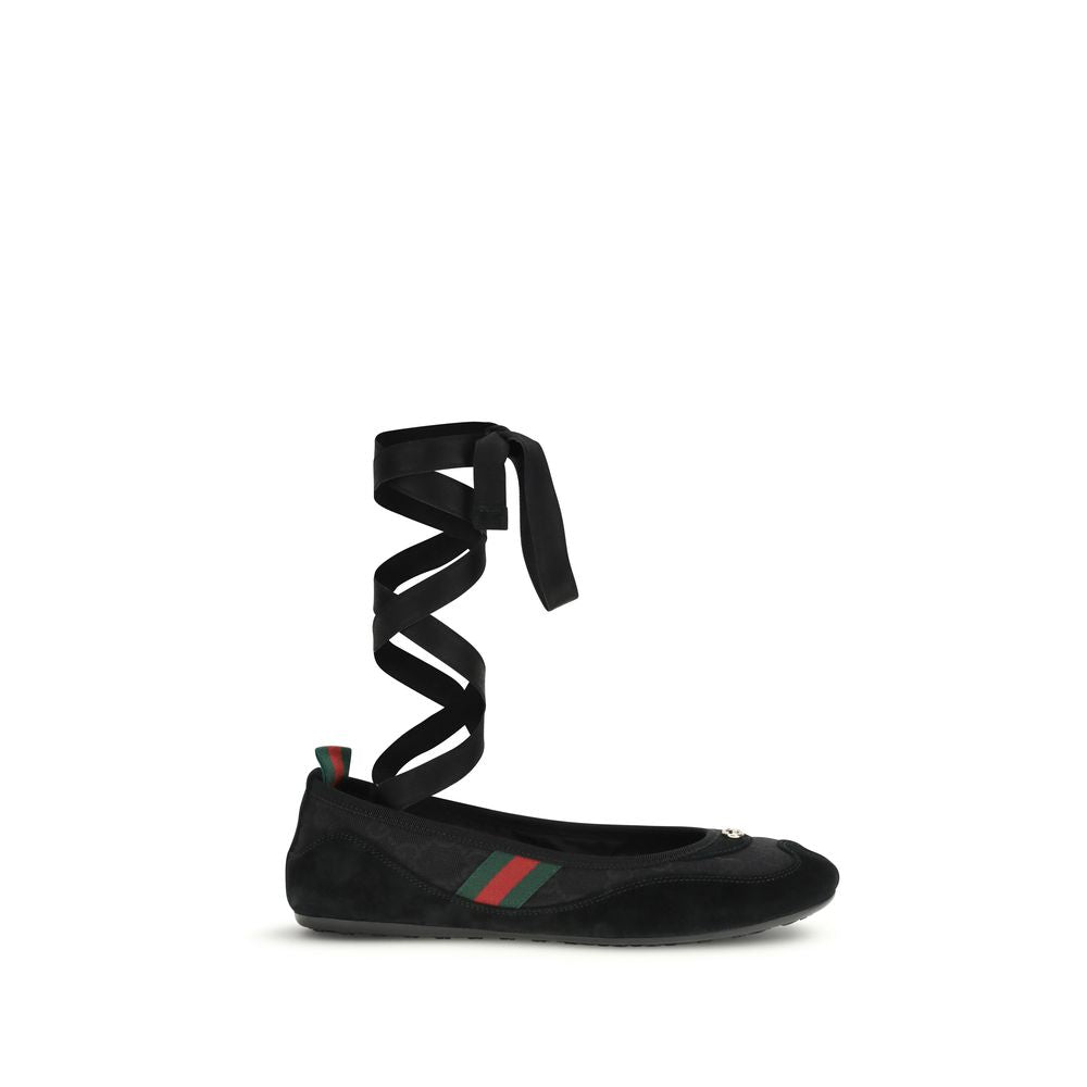 Schwarze Stoff-Ballerinas mit GG Detail von Gucci