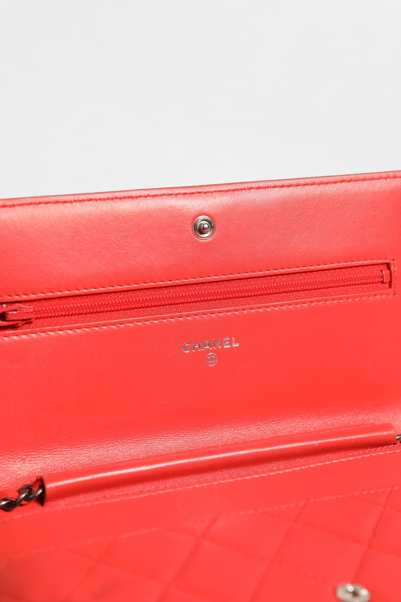 Chanel Boy Wallet on Chain rotes Lammleder
