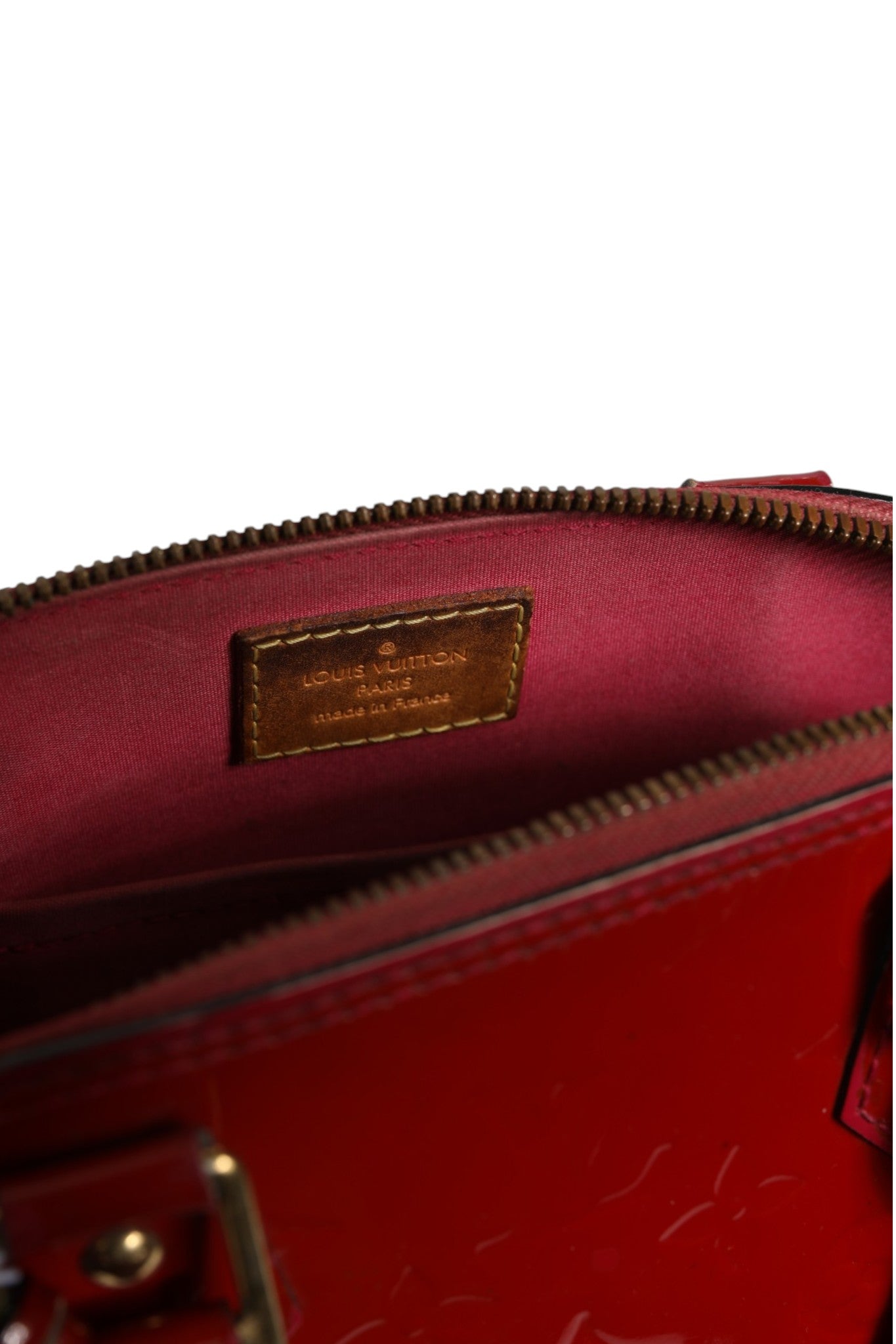 Ruby Red Leder Alma BB Tasche mit Riemen Vernis Finish