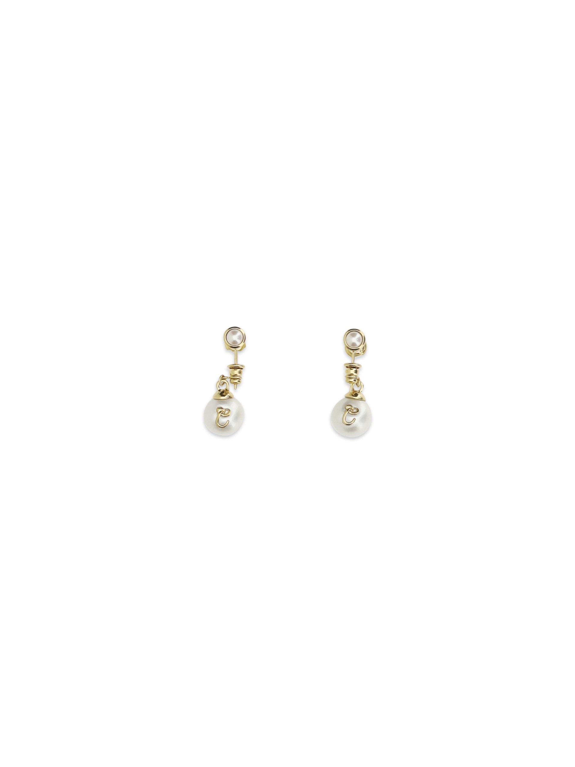 Gold Synthetic Earrings with Resin Pearl Drop by Chloé