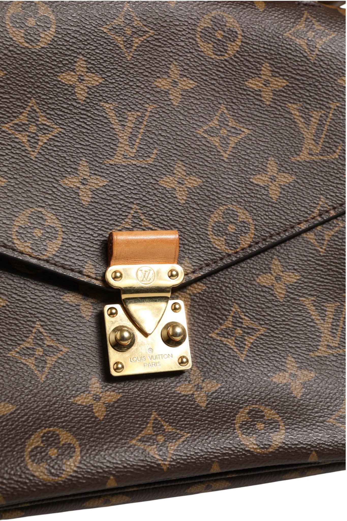 Brown Leather Pochette Métis with Strap 25cm