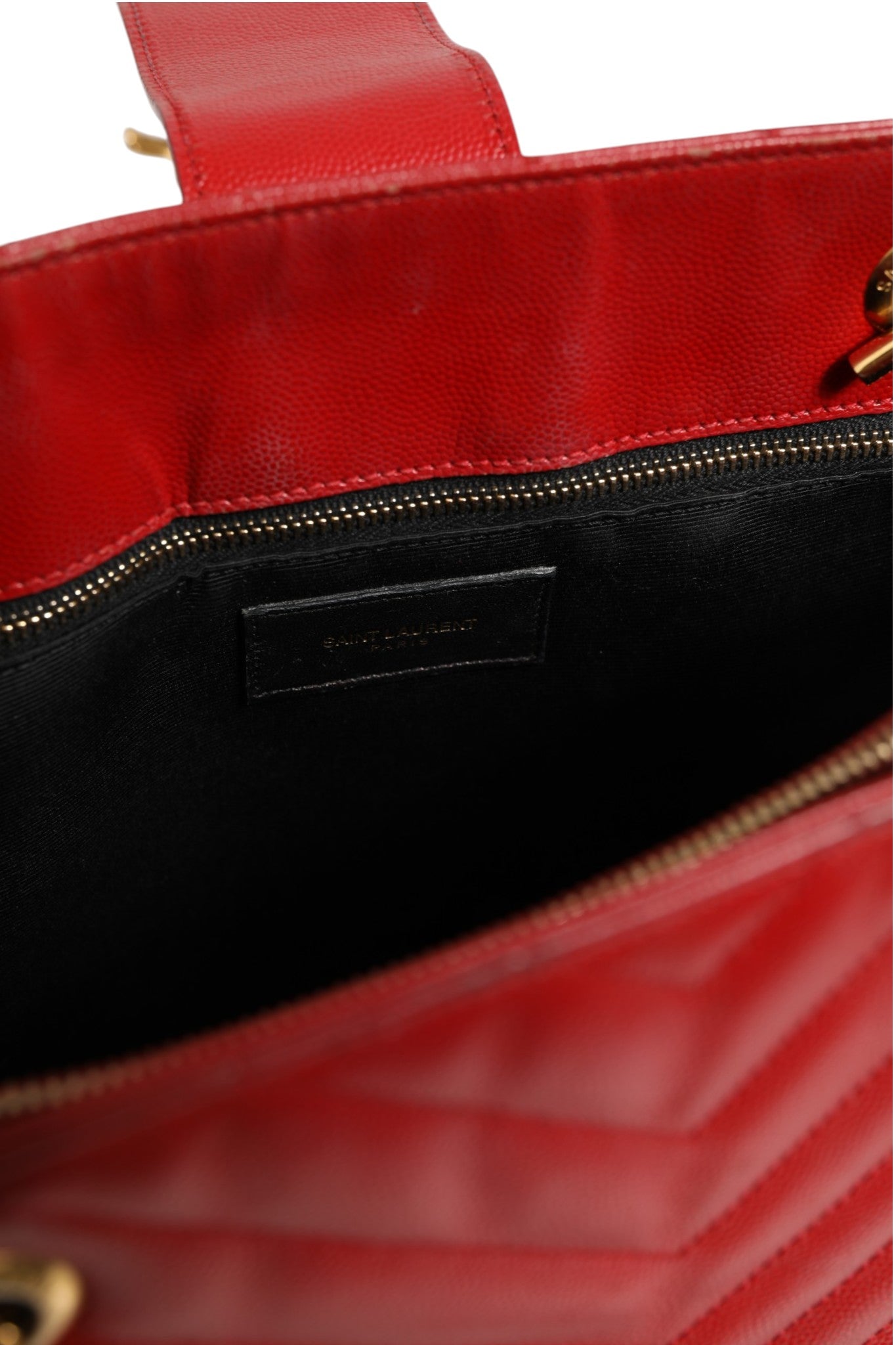Sac cabas Saint Laurent Monogram rouge matelassé à chevrons en cuir grainé