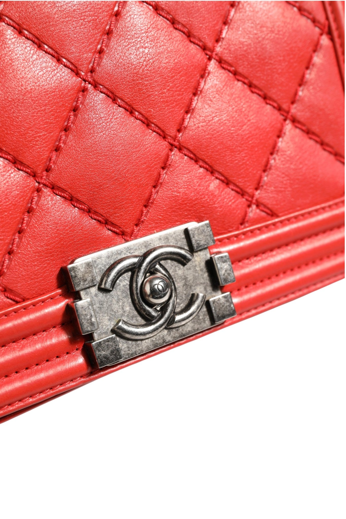 Red Diamond Stitch Medium Boy Leather Bag