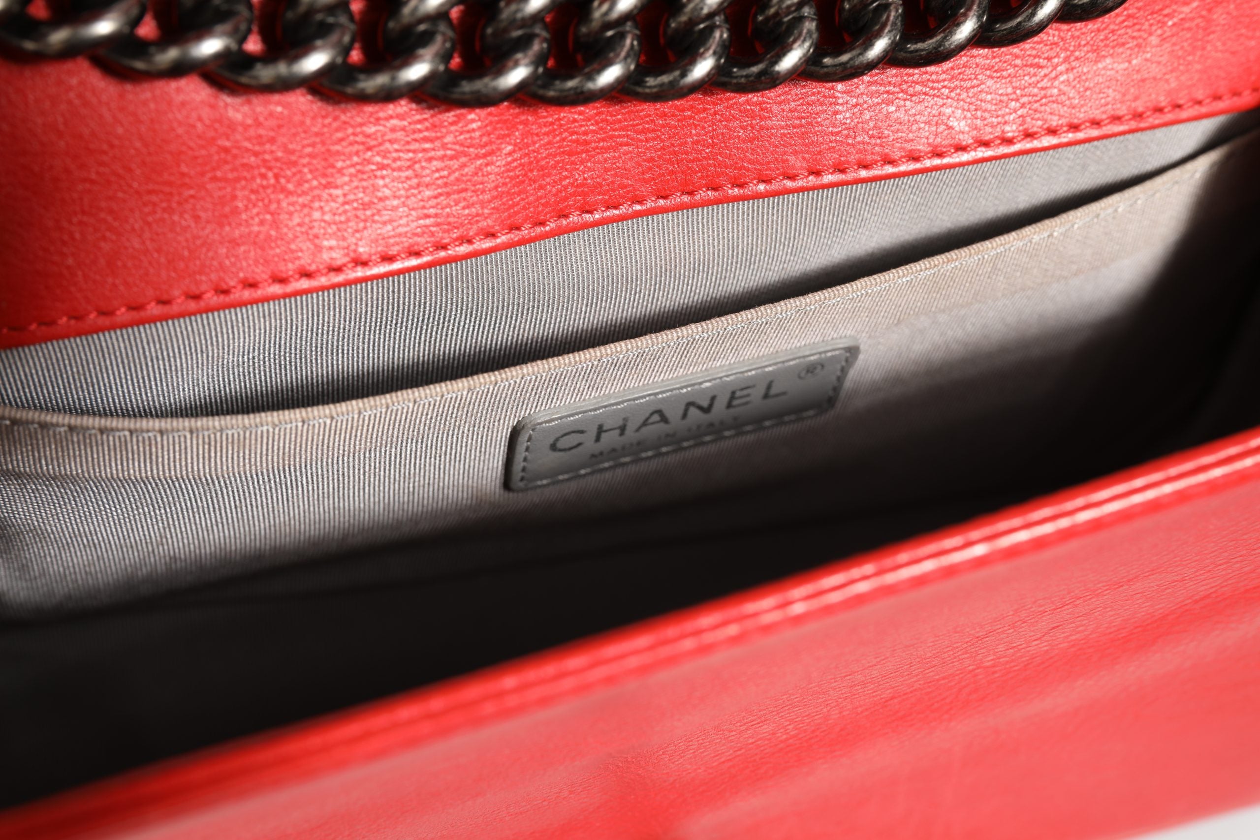 Red Diamond Stitch Medium Boy Leather Bag