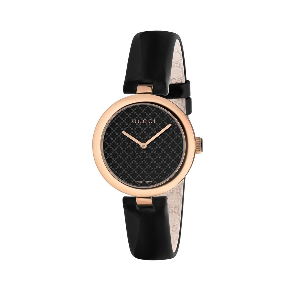 Schwarze Leder-Dresswatch mit Saphirglas