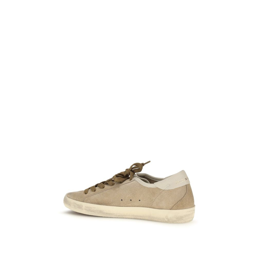 Beige Leder-Low-Top-Sneaker mit perforiertem Stern