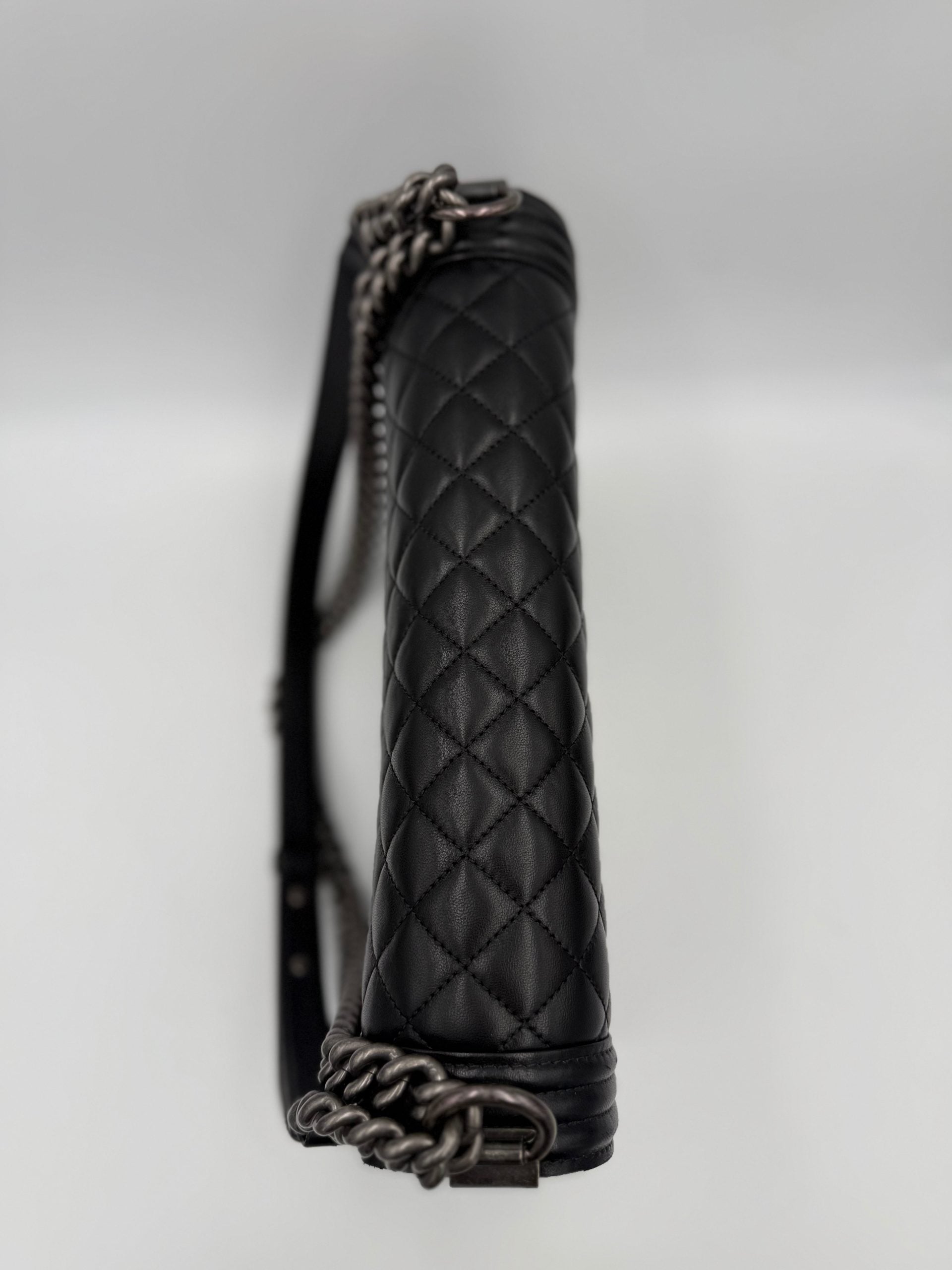 Sac à main en cuir bicolore Chanel