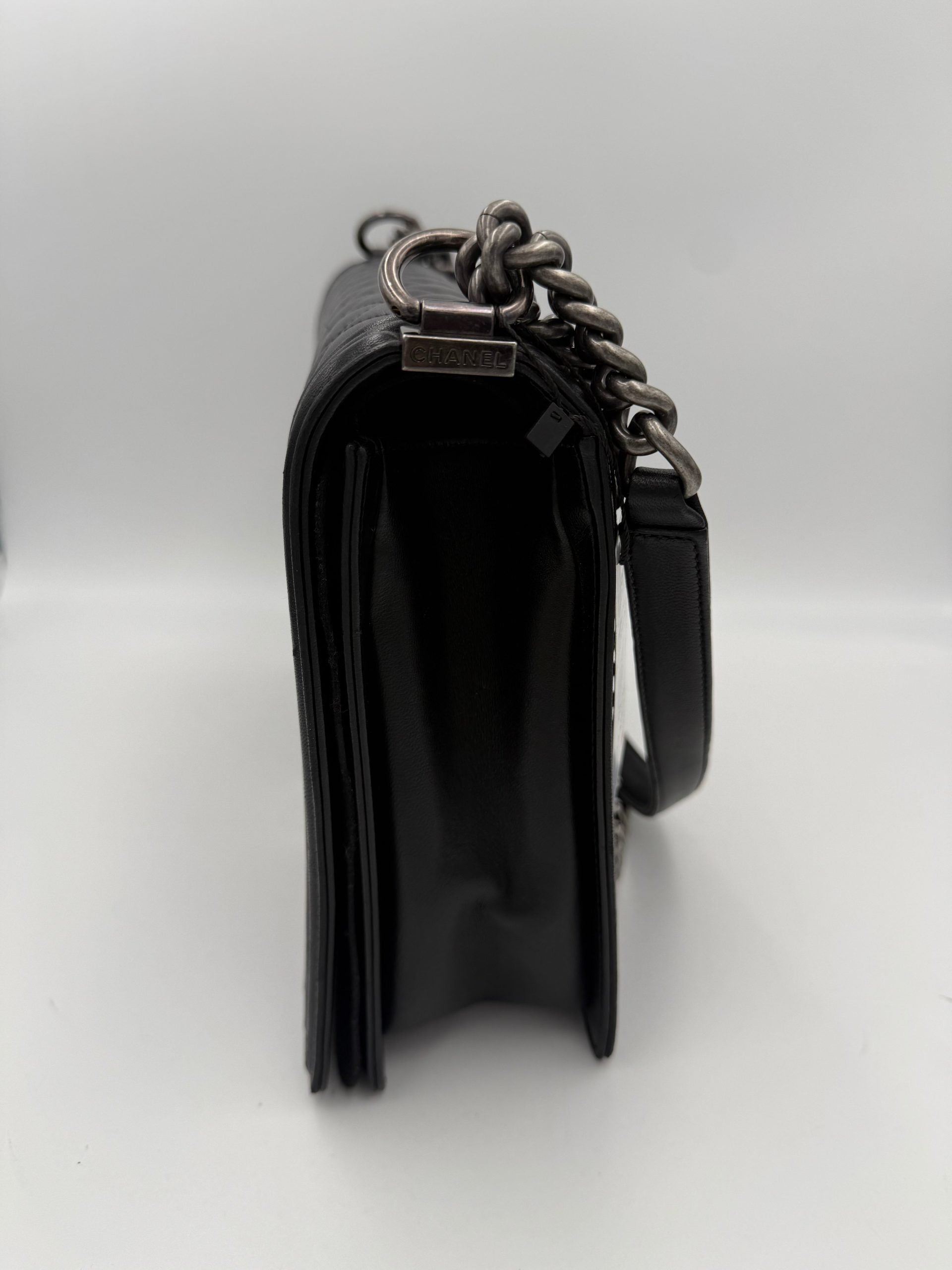 Sac à main en cuir bicolore Chanel