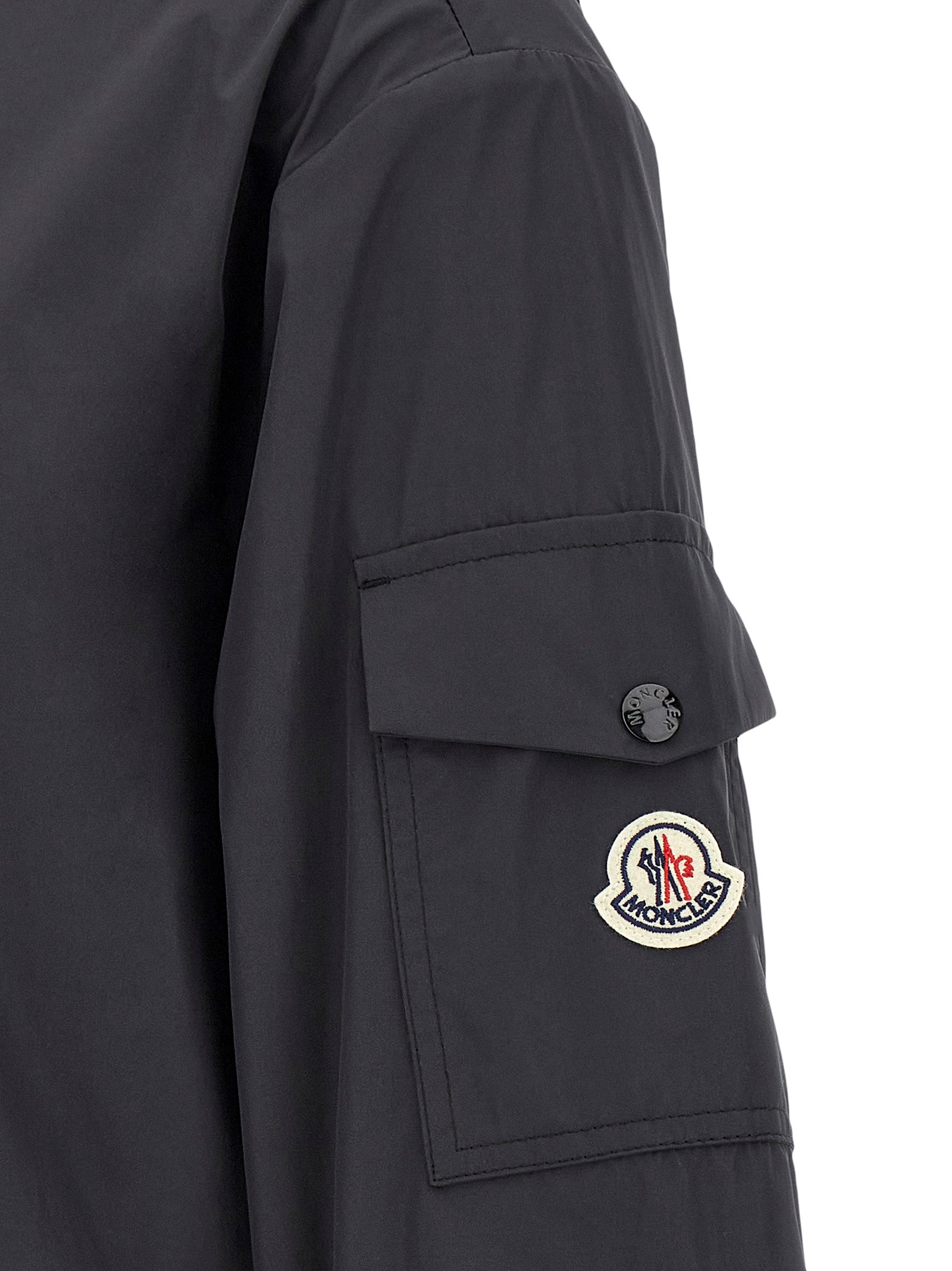 Moncler Jacke aus schwarzem Polyester