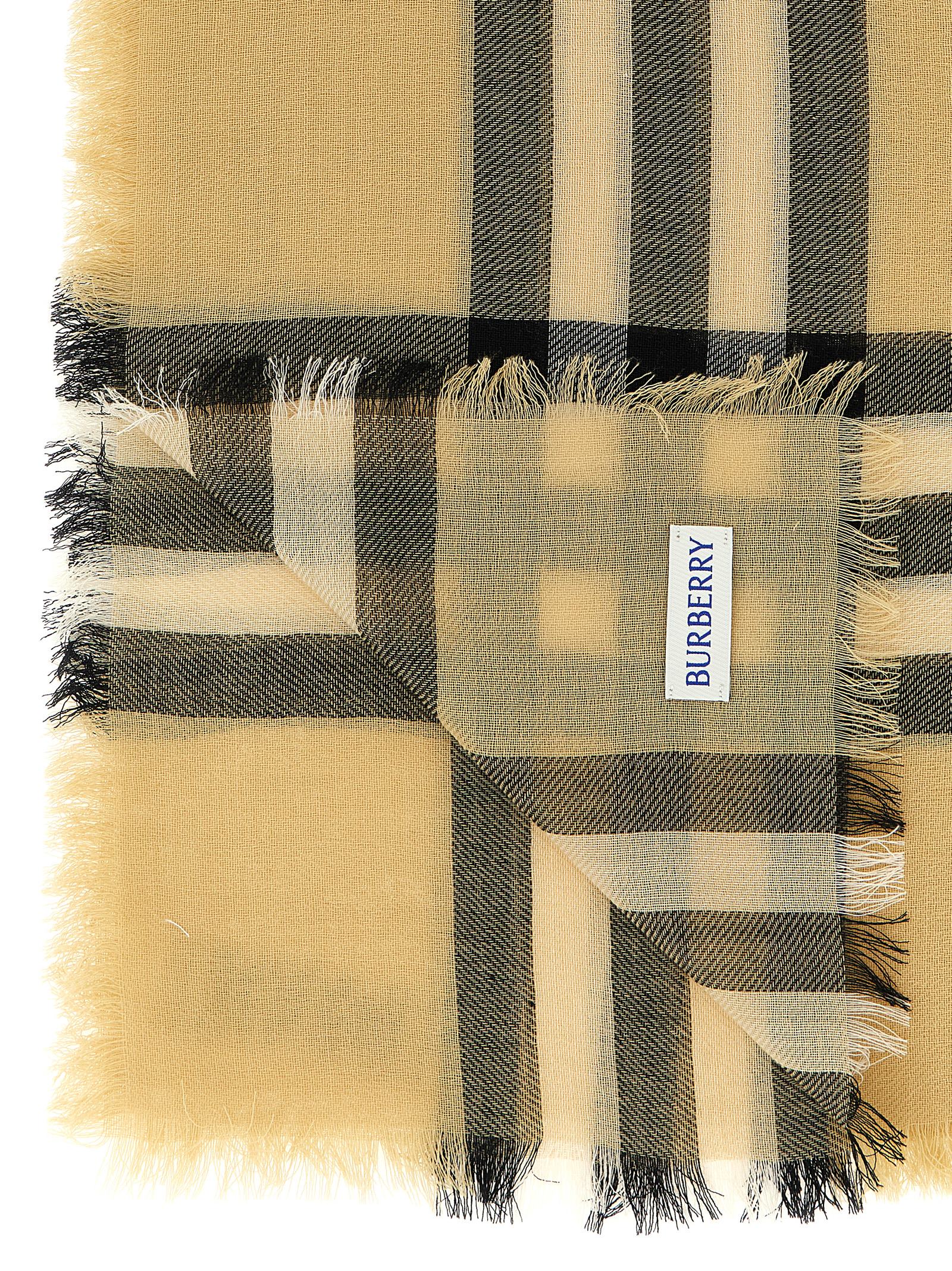 Burberry Schal aus beigefarbener Wolle