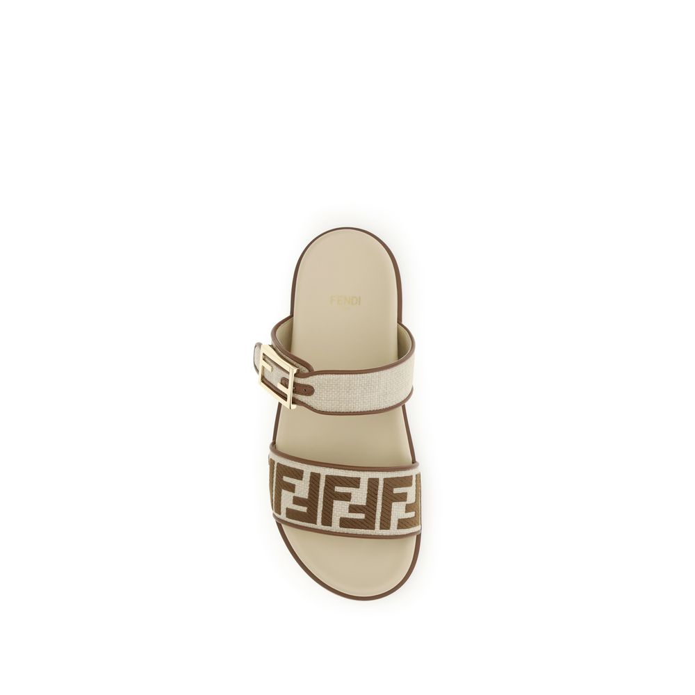 Sandales plates en raphia marron Fendi