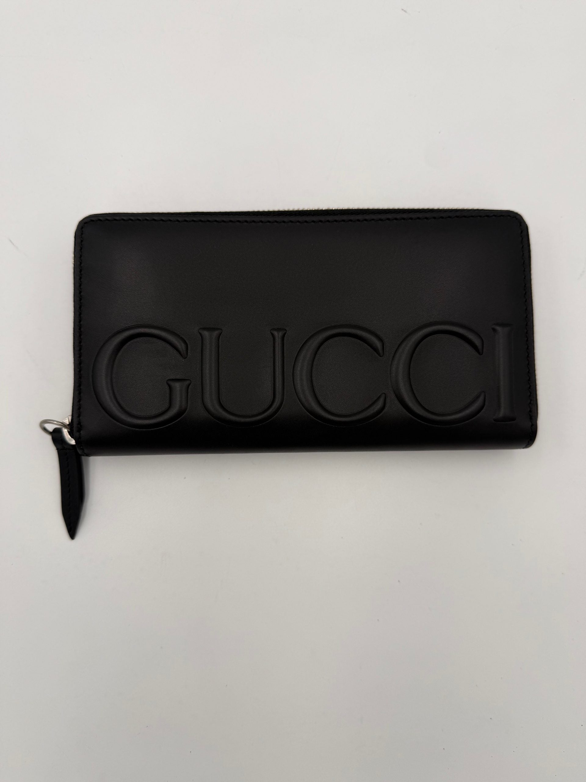 Gucci Black Front Logo Zip Leather Wallet