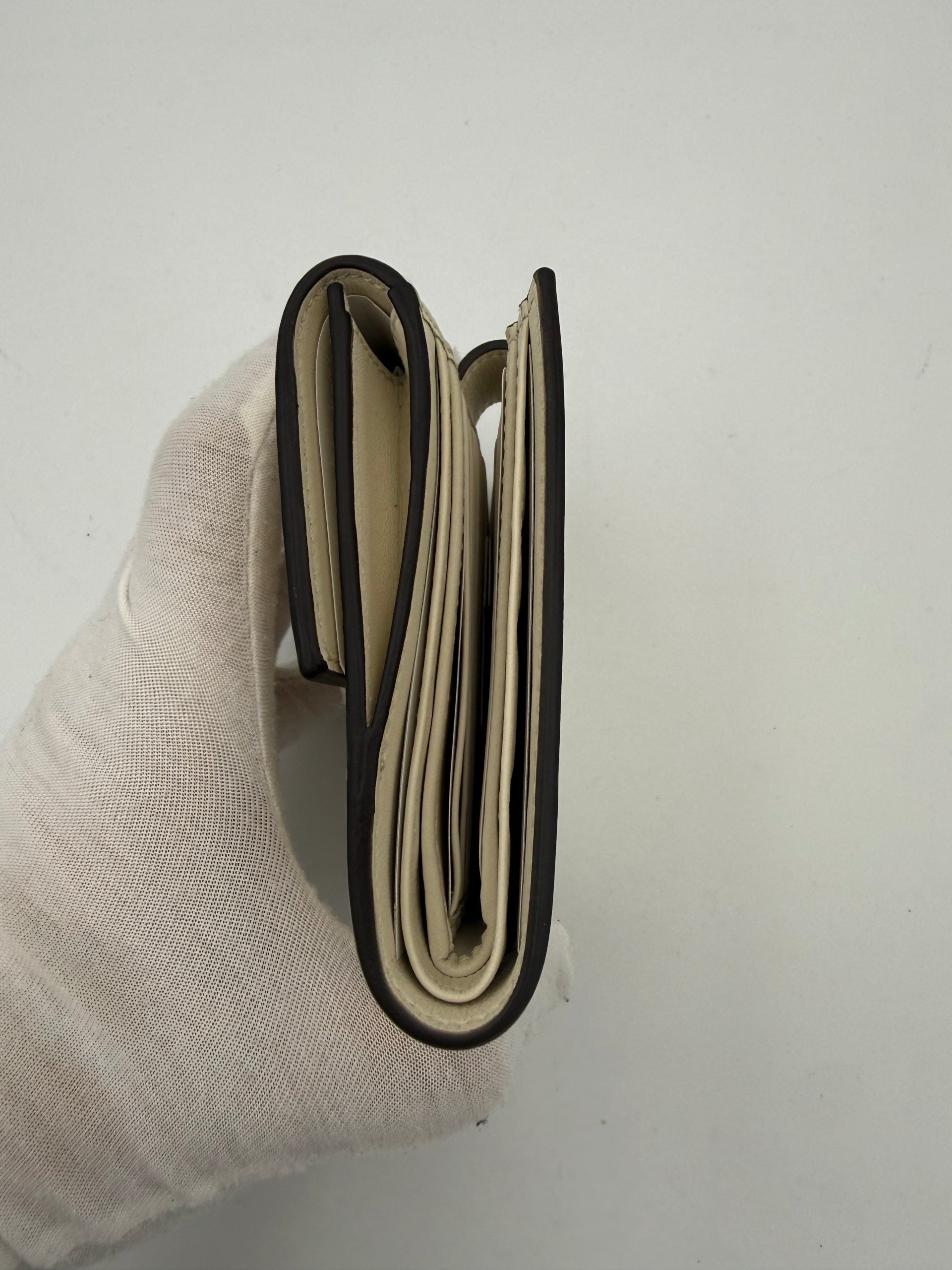 Gucci White GG Marmont Compact Leather Wallet