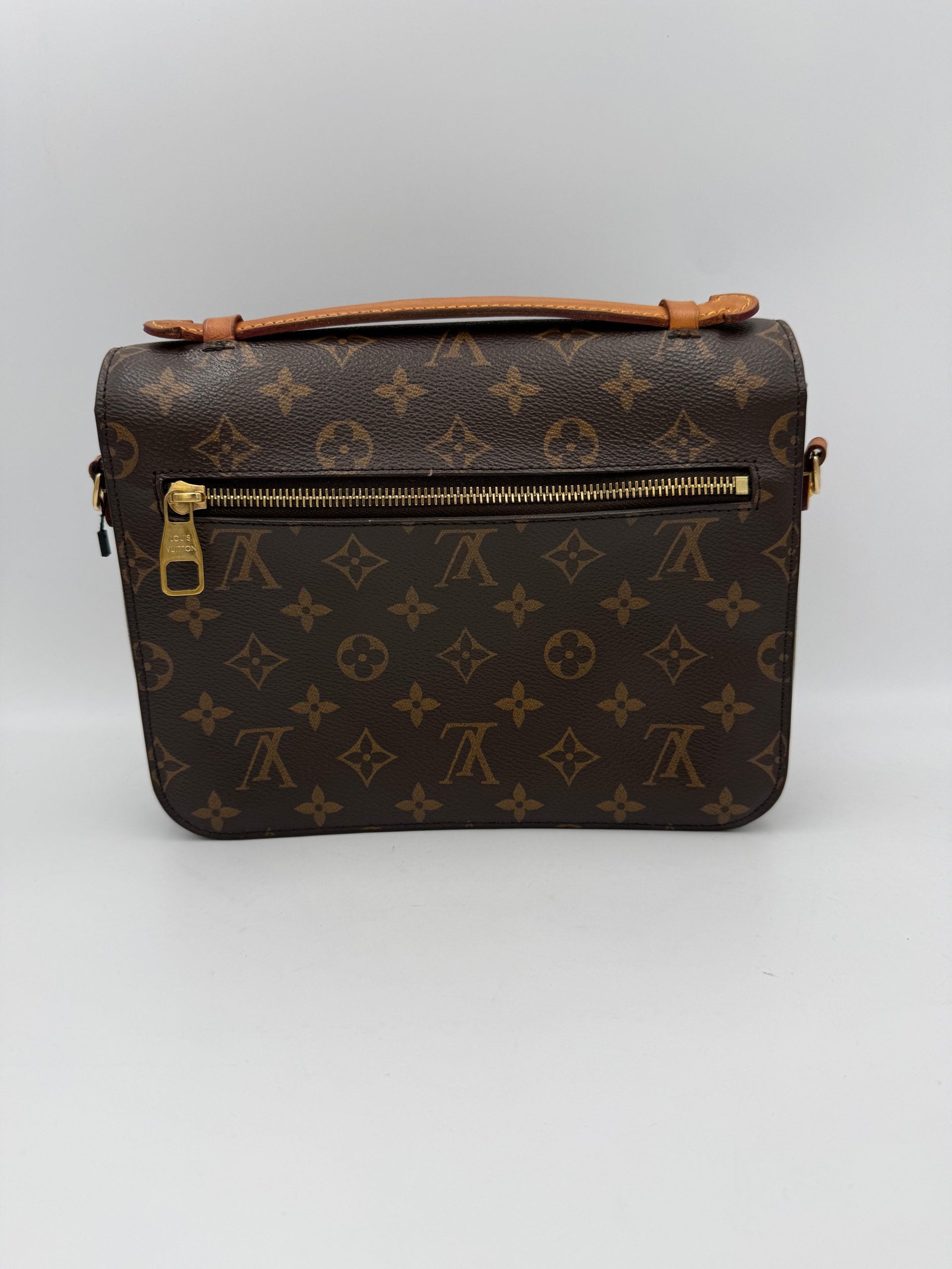 Louis Vuitton Monogram Metis Bandouliere Leather Handbag
