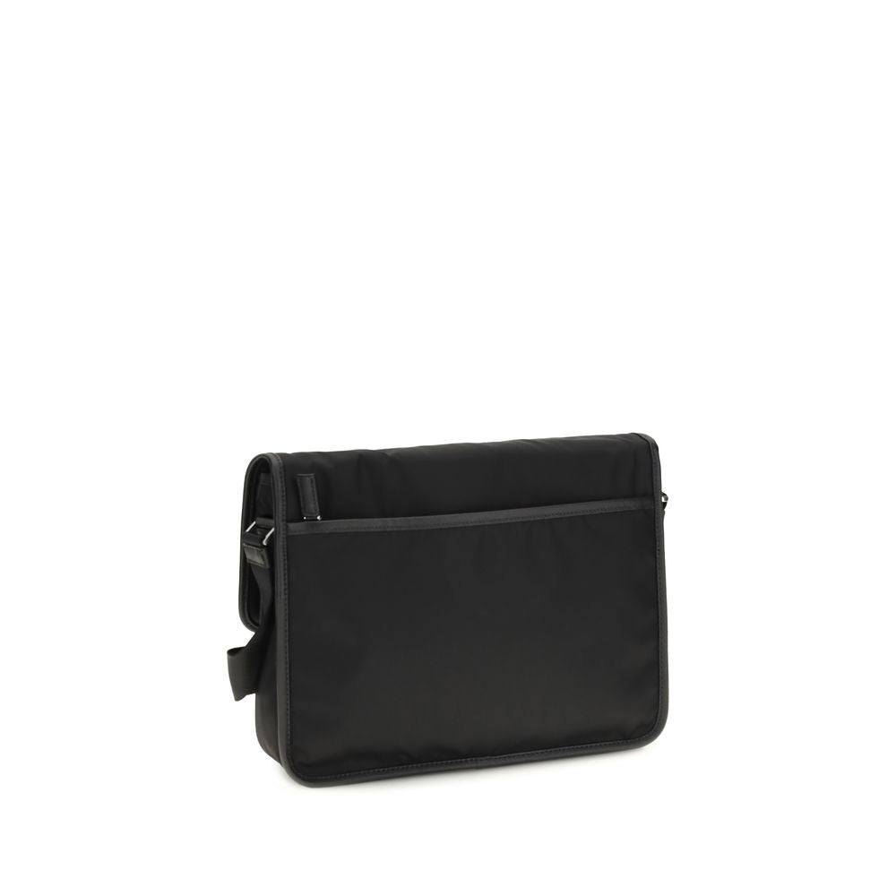 Prada Schultertasche aus recyceltem Polyamid in Schwarz