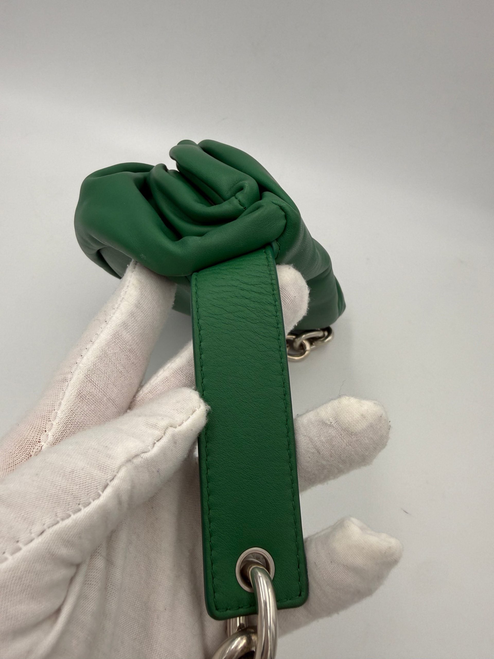 Bottega Veneta Green Chain Pouch Leather Shoulder Bag