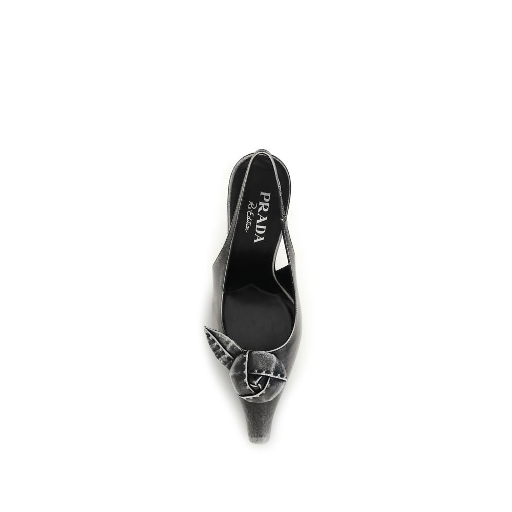 Escarpins Prada en cuir de chèvre gris à talons hauts