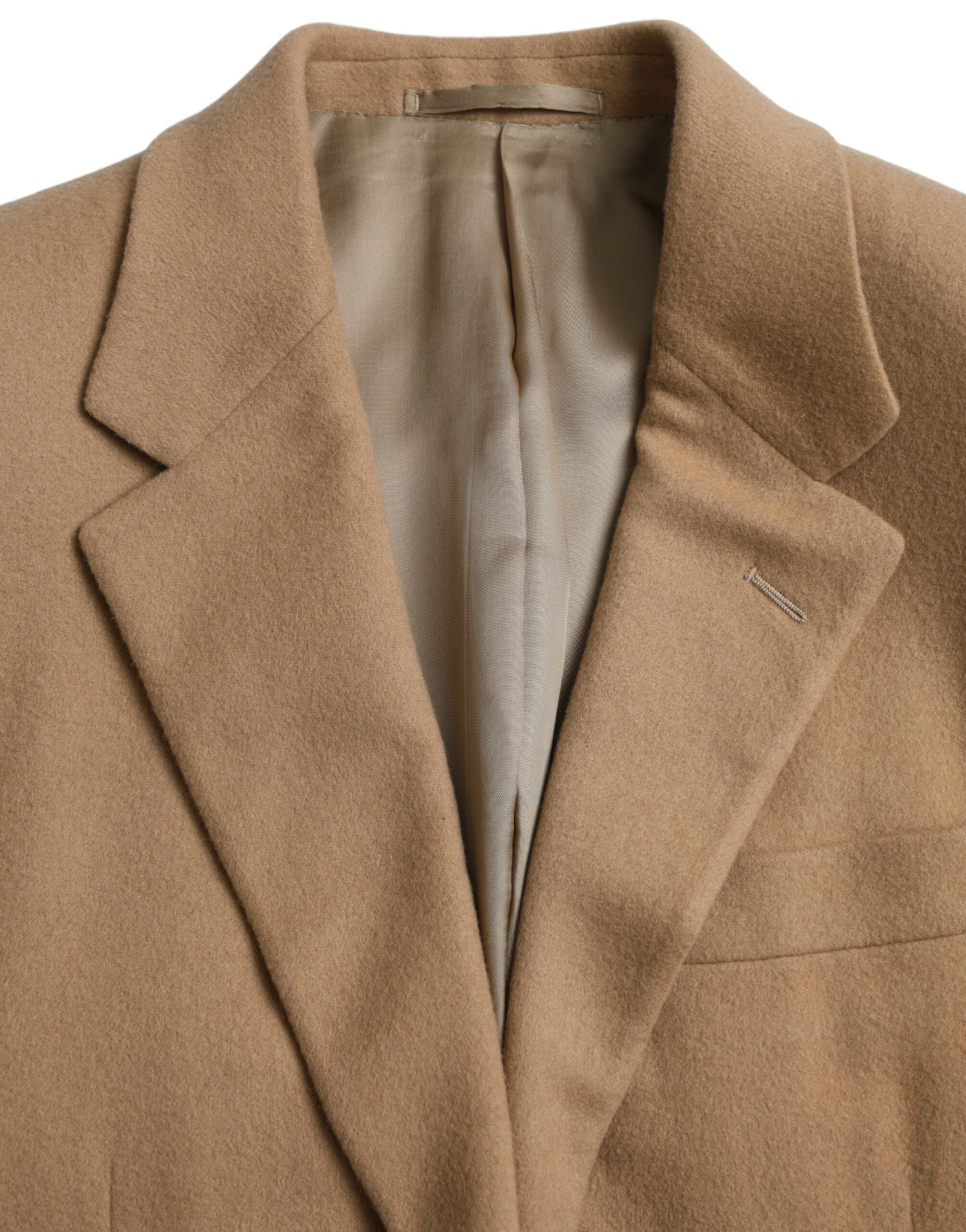 Costume deux pièces en cachemire marron à simple boutonnage