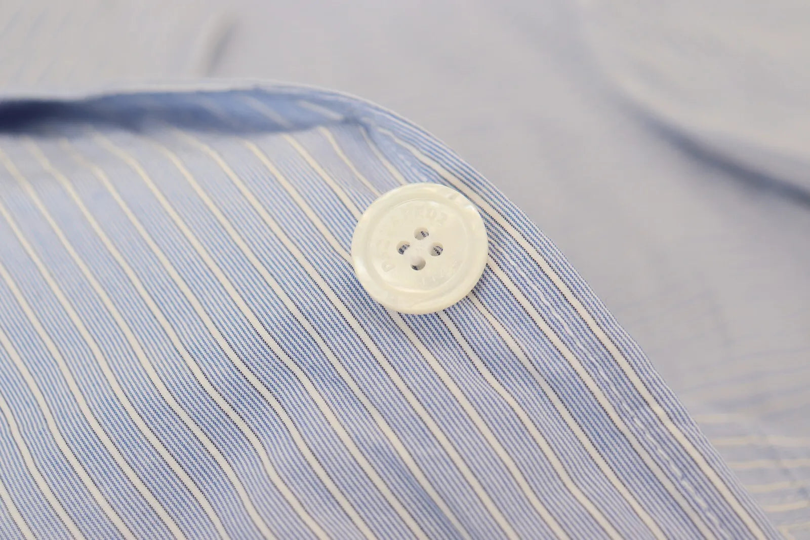 Blazer habillé à rayures bleues et à simple boutonnage