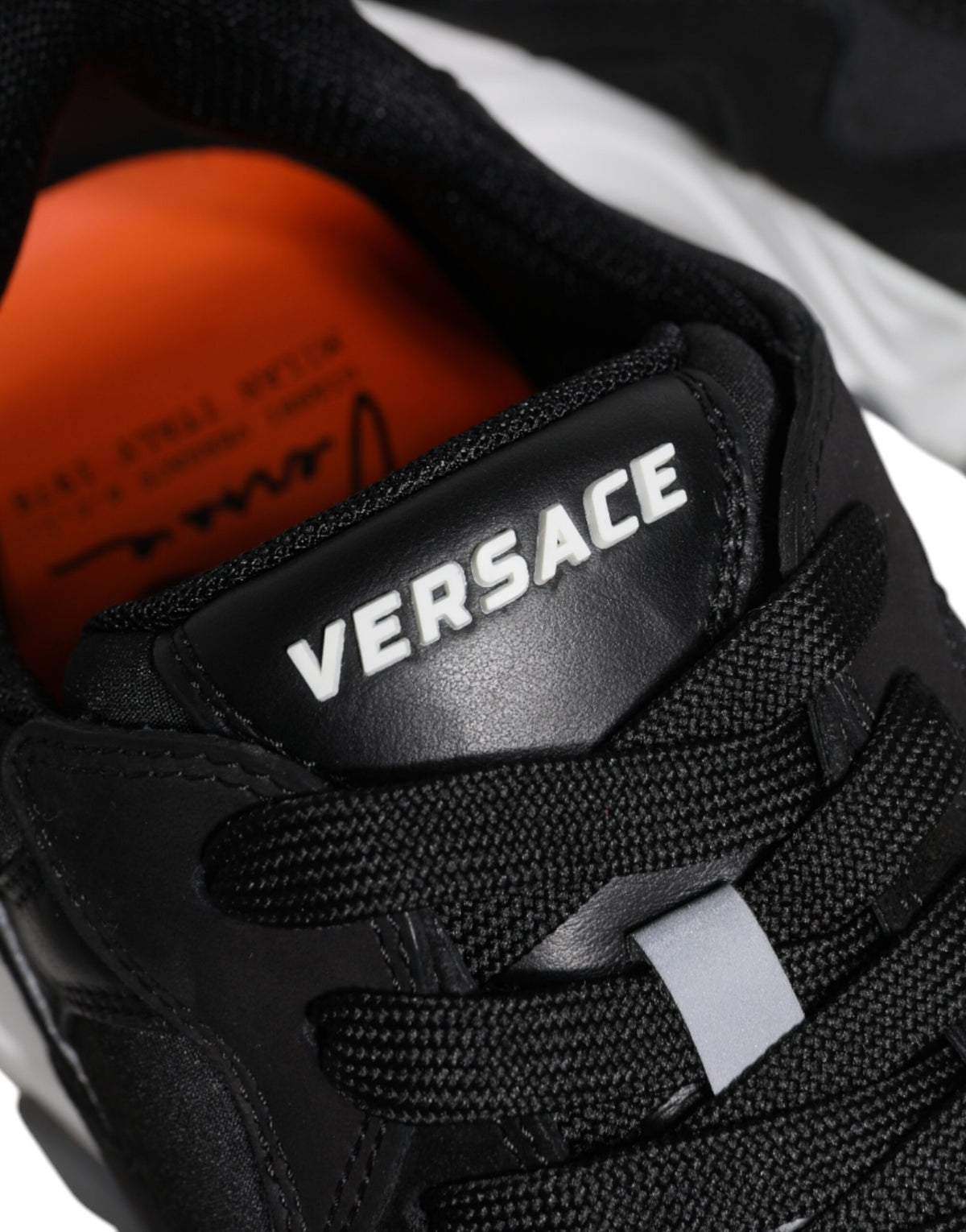 Chaussures Versace Squalo basses en cuir noir et néoprène