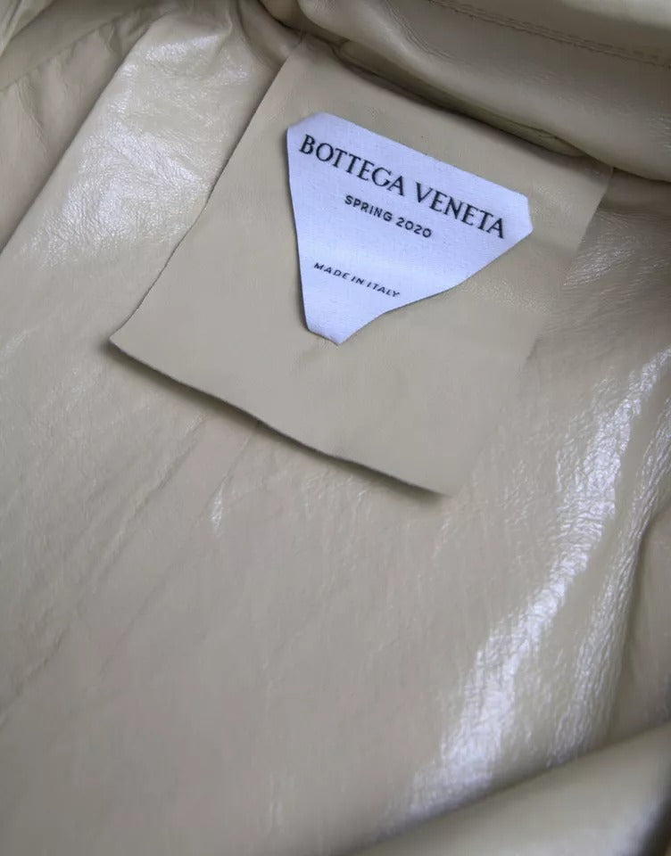 Trench-coat en cuir d'agneau beige