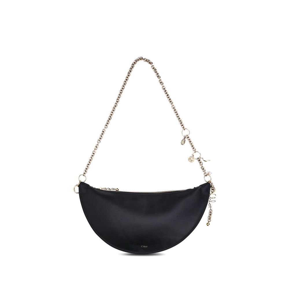 Schwarze Leder-Schultertasche mit Kettenriemen