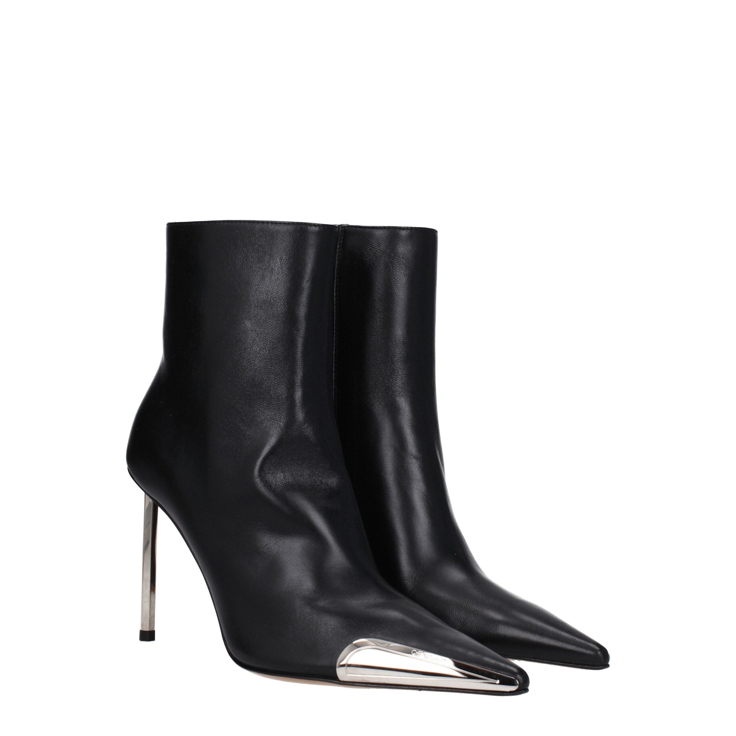 Schwarze Lederstiefeletten mit Logo-Detail