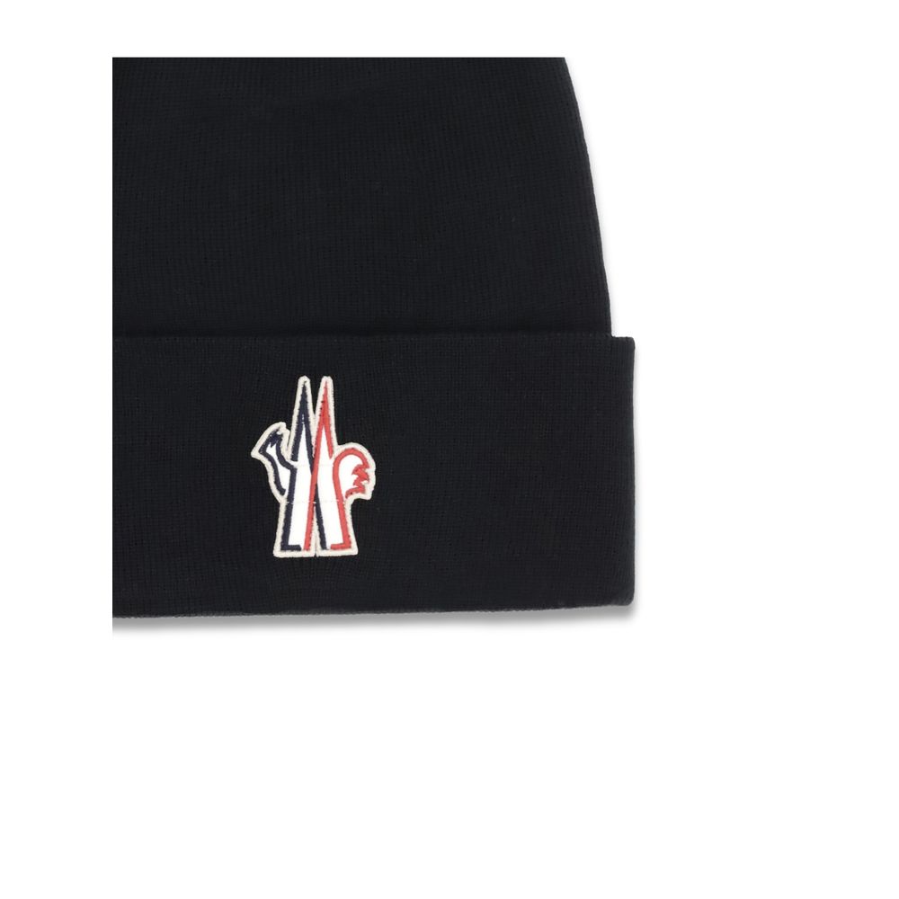 Schwarze Wollmütze mit Logo-Patch