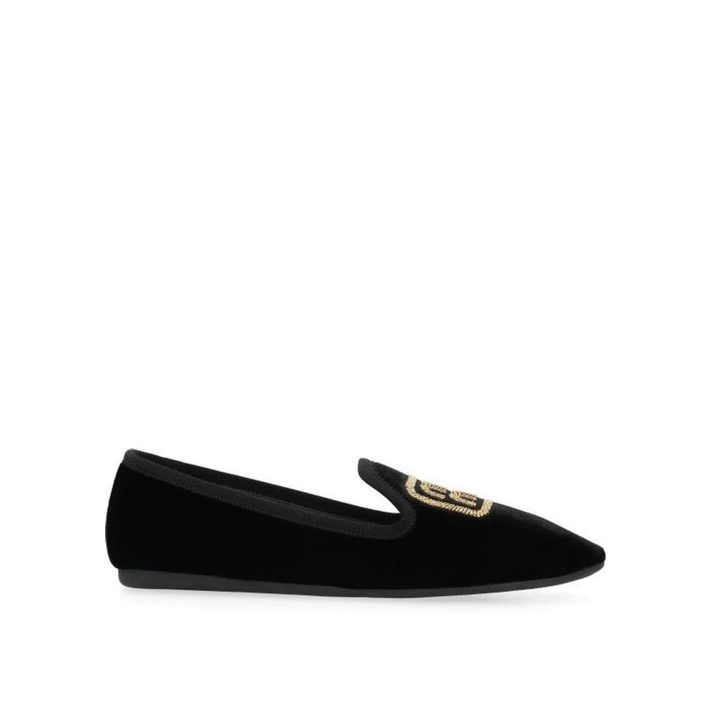 Schwarze Ballerinas mit Lederdecksohle und Samt-Effekt