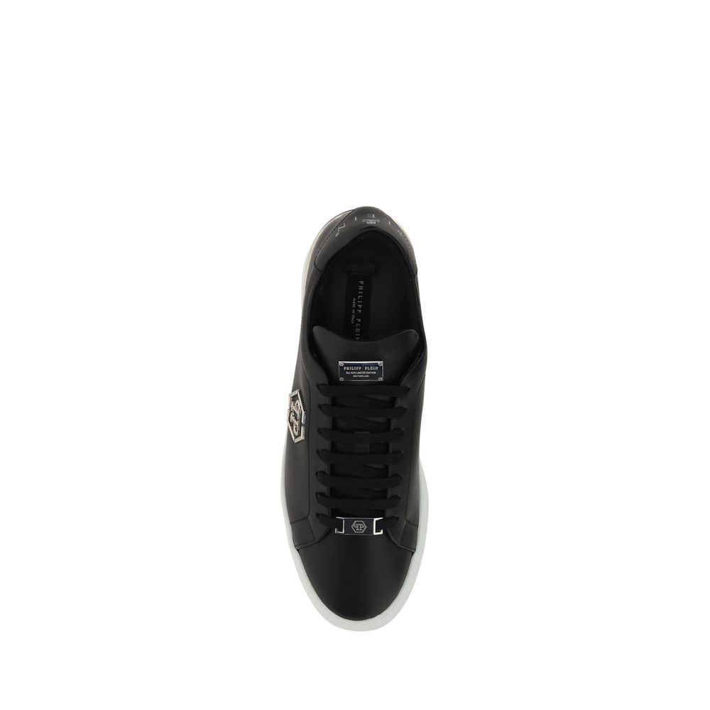 Schwarze Low-Top-Sneakers aus Leder mit Logo-Plakette