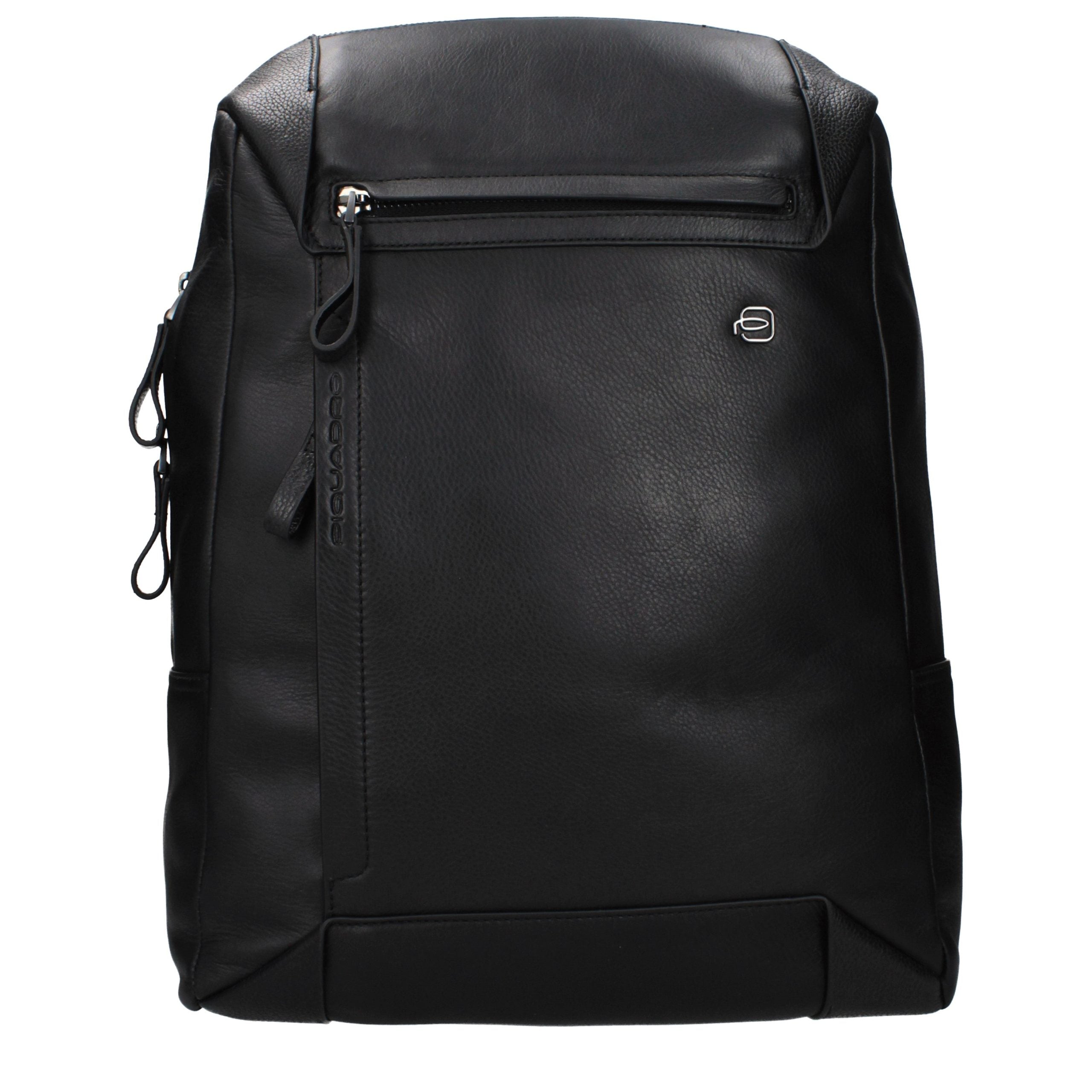Schwarzer Lederrucksack mit Vintage-Effekt von Piquadro