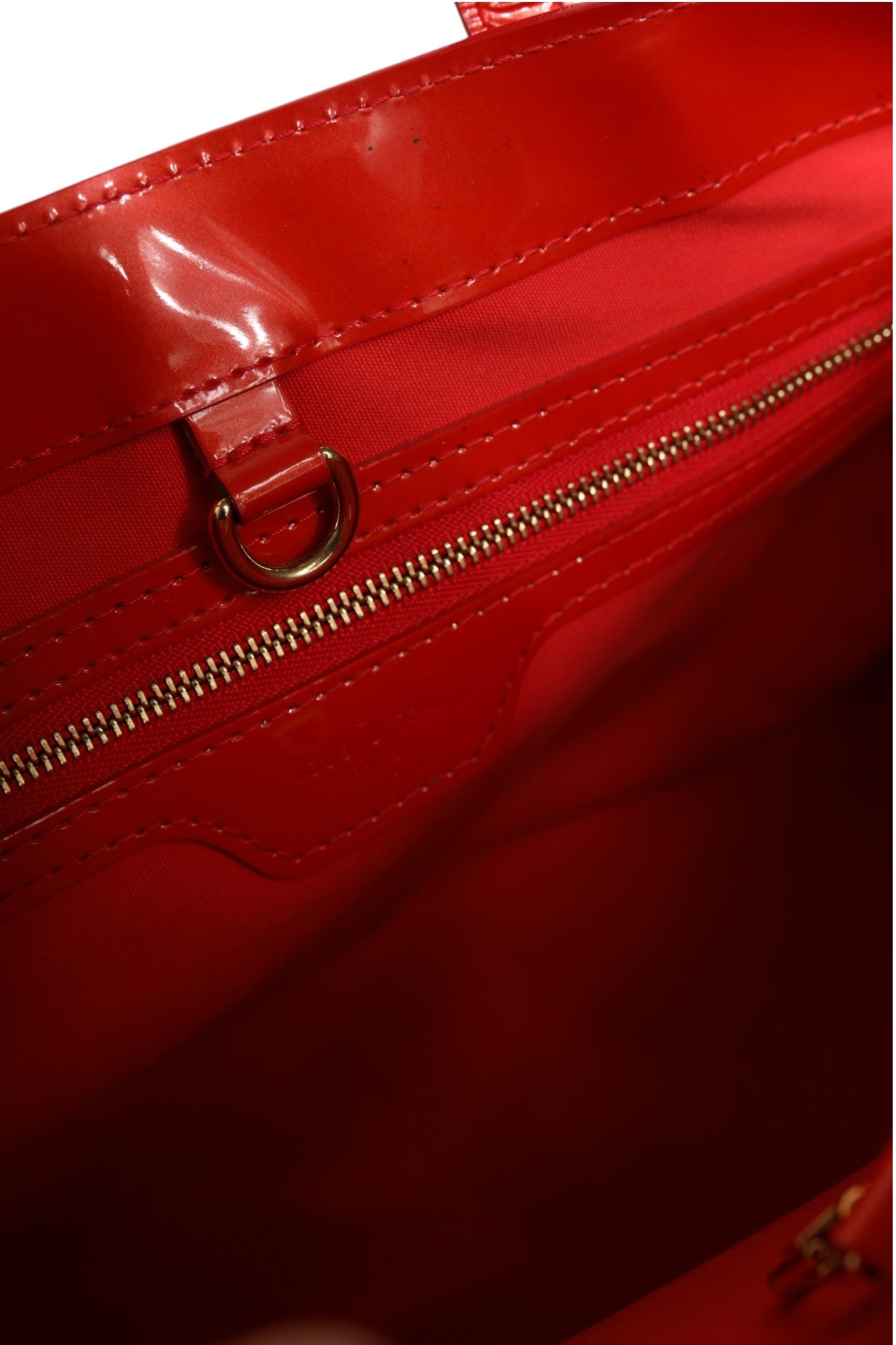Louis Vuitton Rote Monogram Vernis Wilshire PM