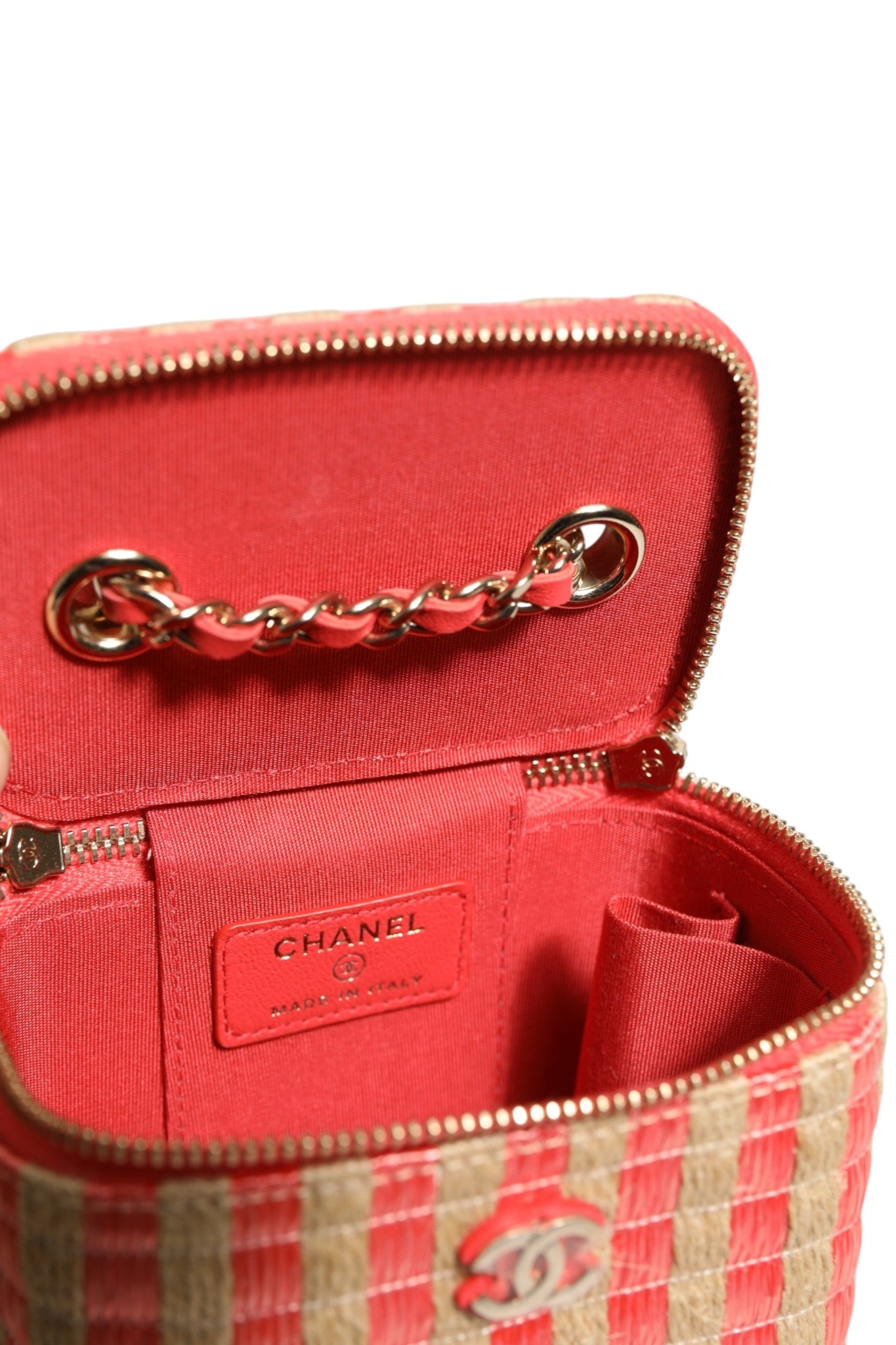 Chanel Mini-Vanity-Case aus gestreiftem Bast und Jute
