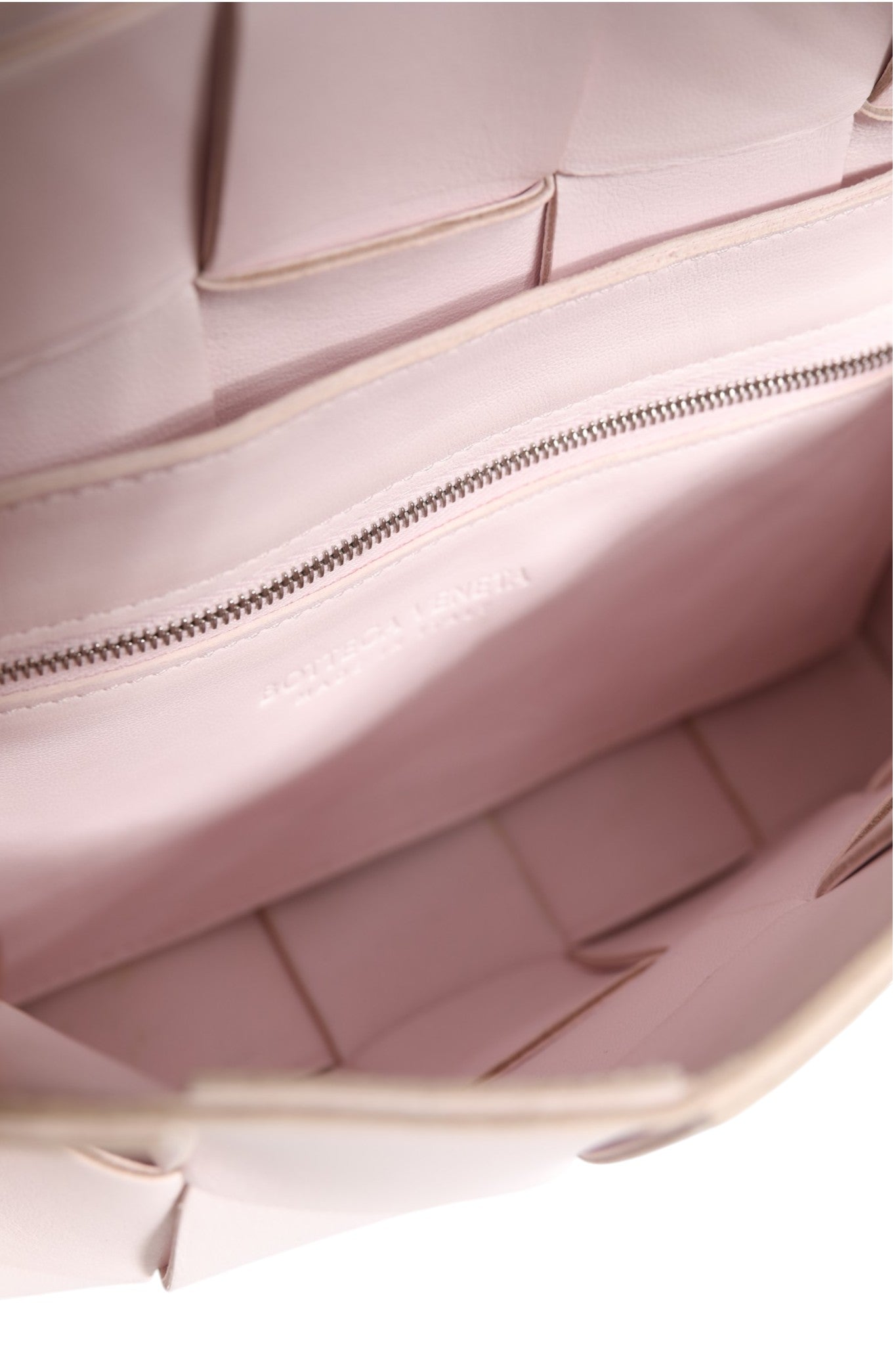 Bottega Veneta Pink Intrecciato Cassette Umhängetasche