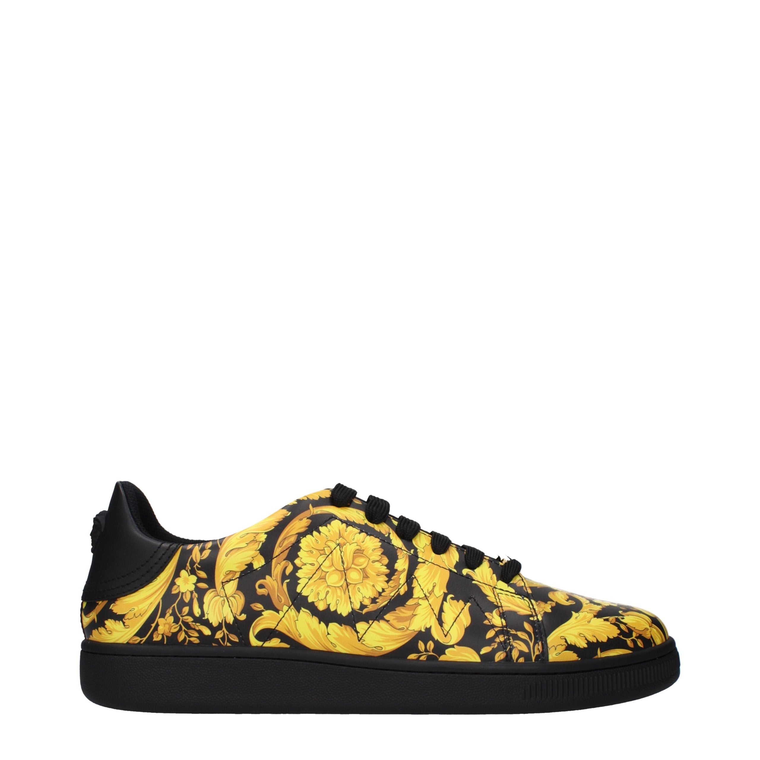 Schwarze Leder-Sneaker mit klobiger Sohle