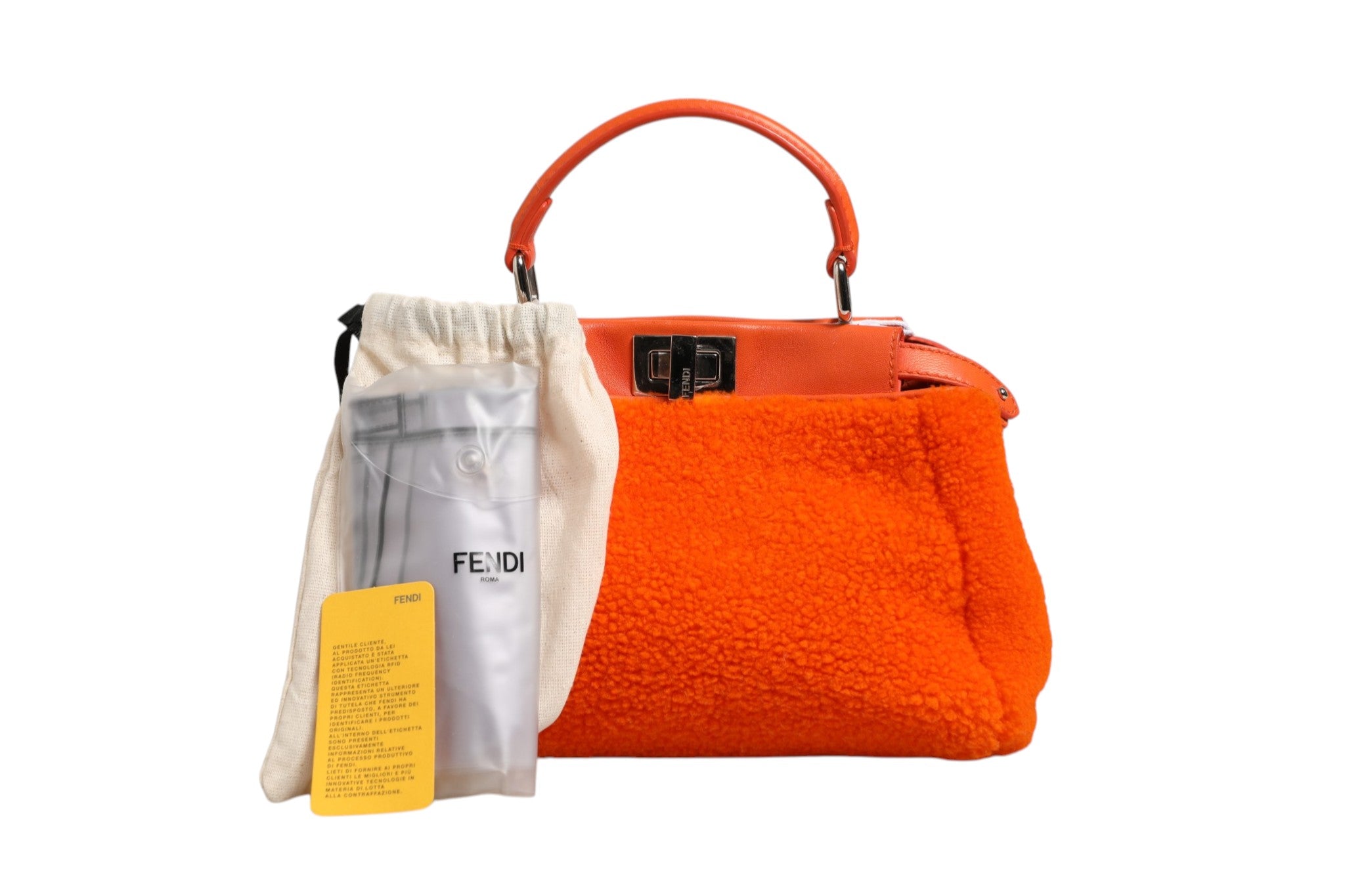 Fendi Mini Peekaboo Henkeltasche aus orangefarbenem Leder und Shearling