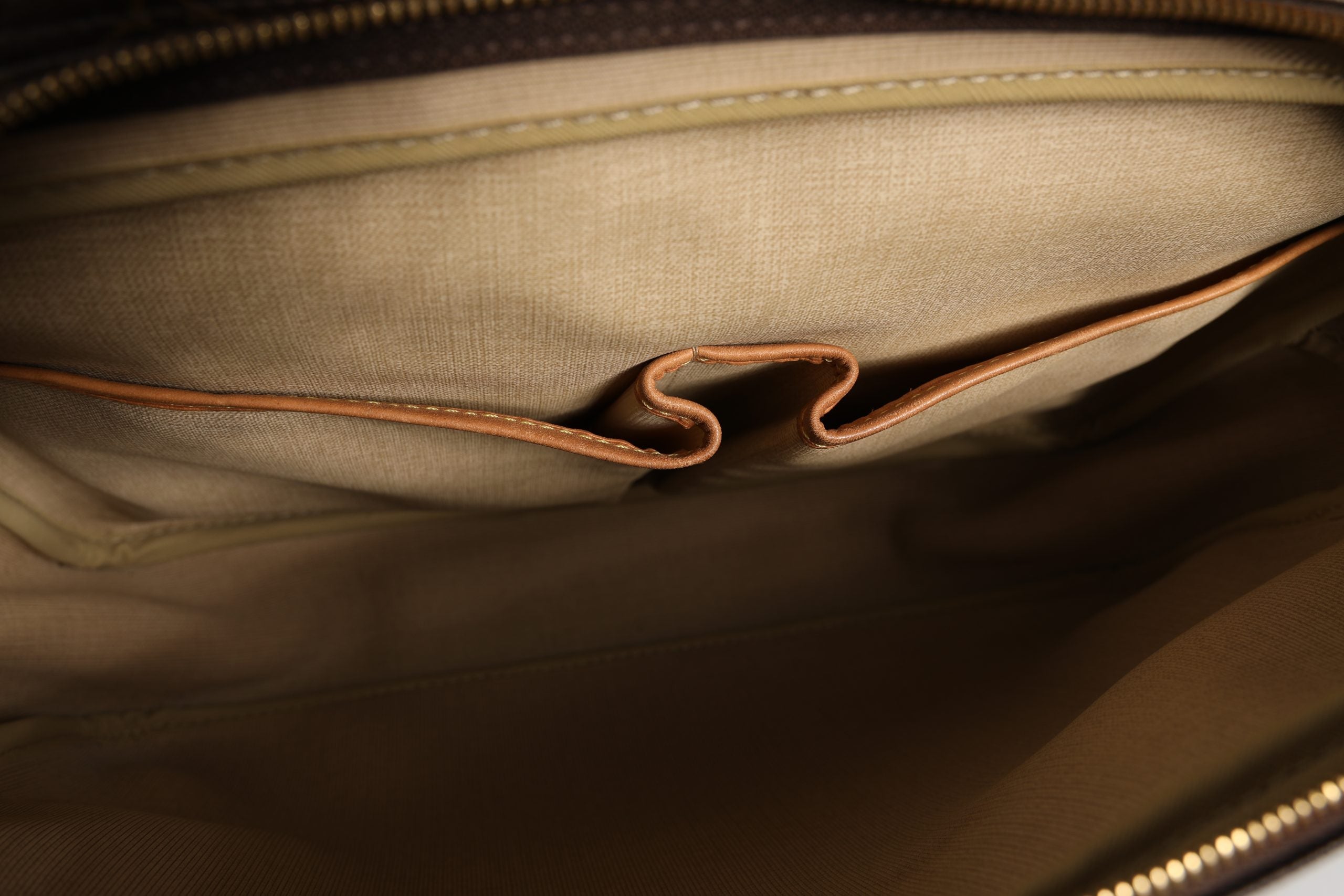 Louis Vuitton Monogram Reporter GM