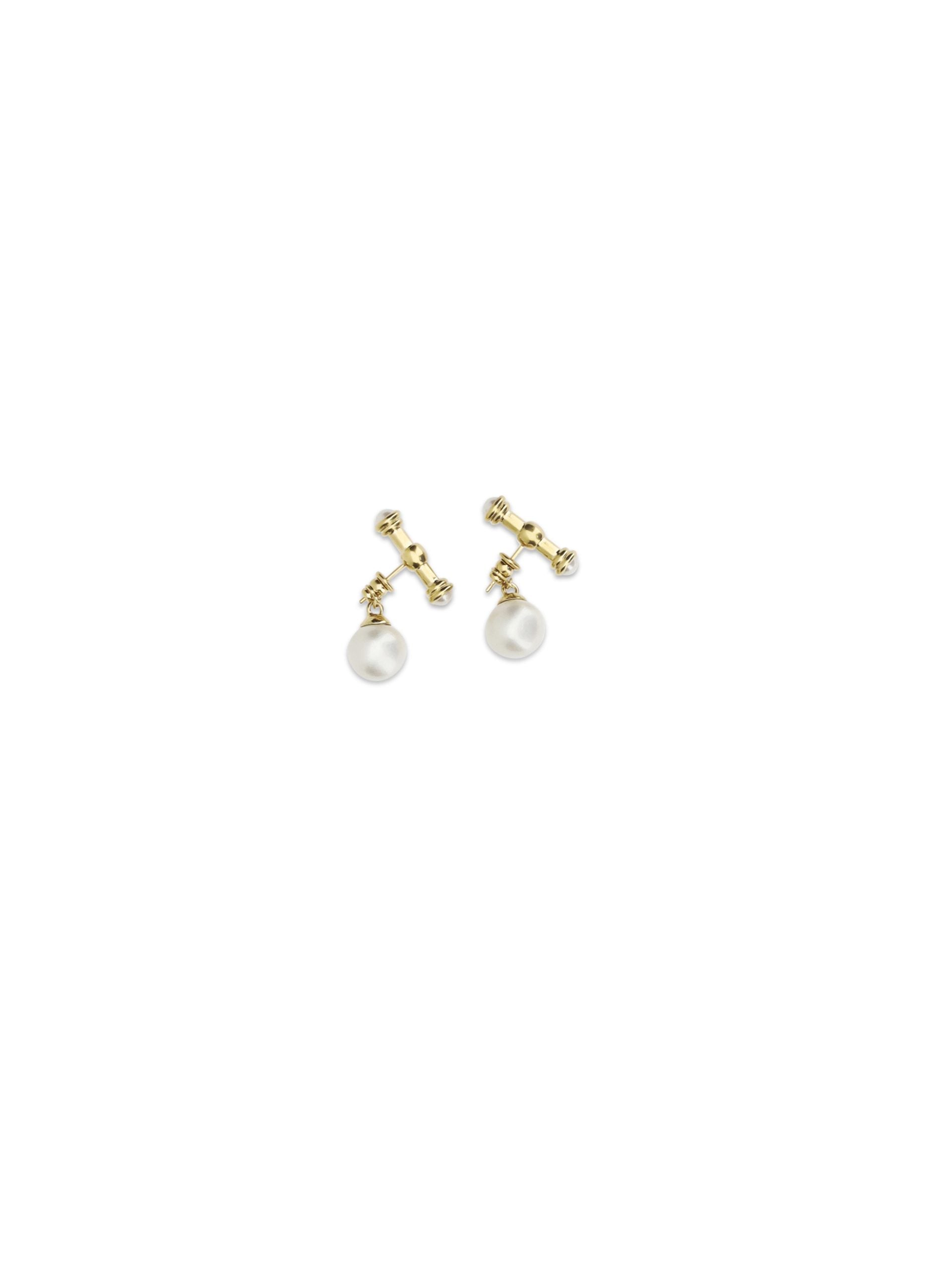 Gold Synthetic Earrings with Resin Pearl Drop by Chloé