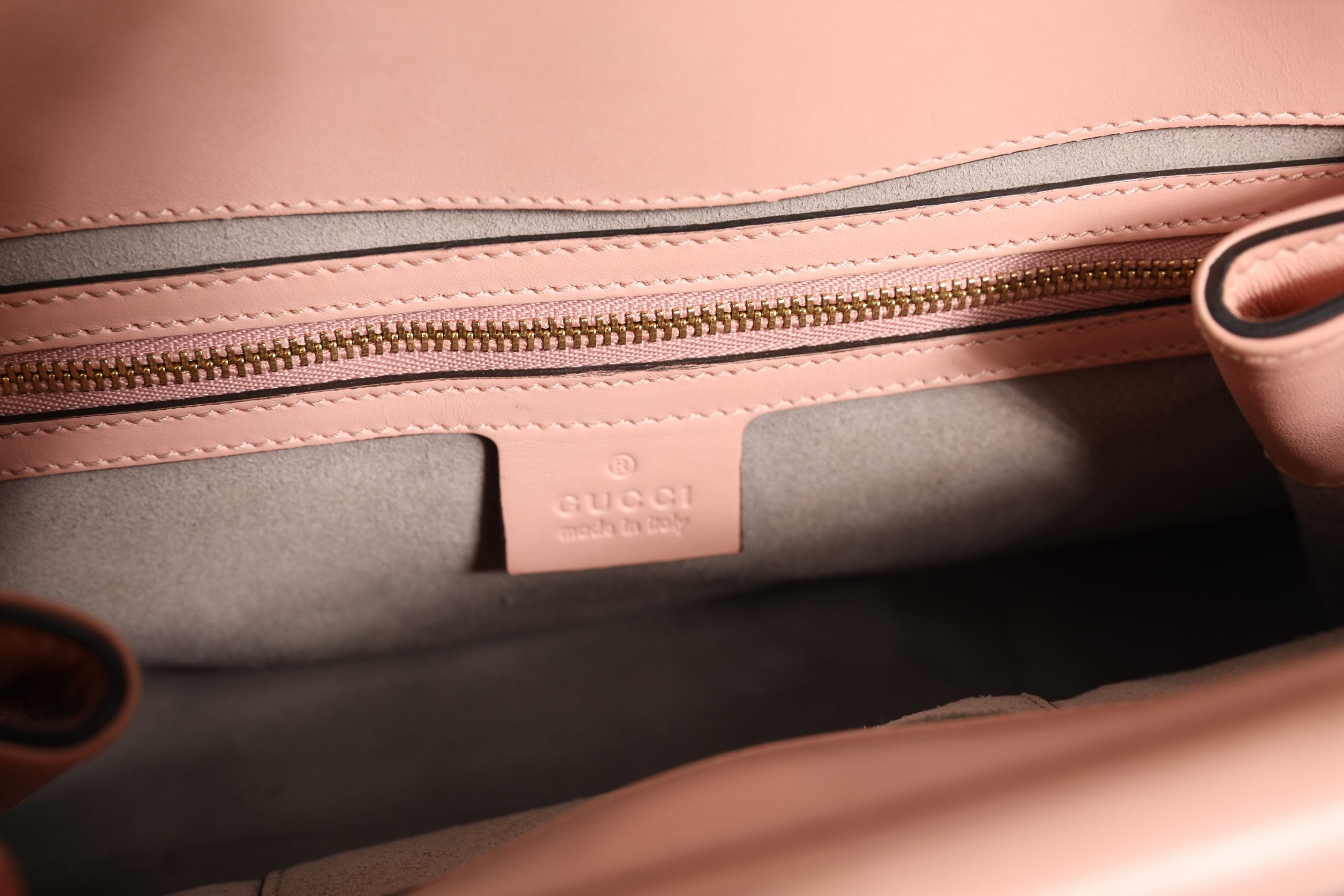 Gucci Rosa-weißes Kalbsleder Nymphaea Top Handle Bag Klein