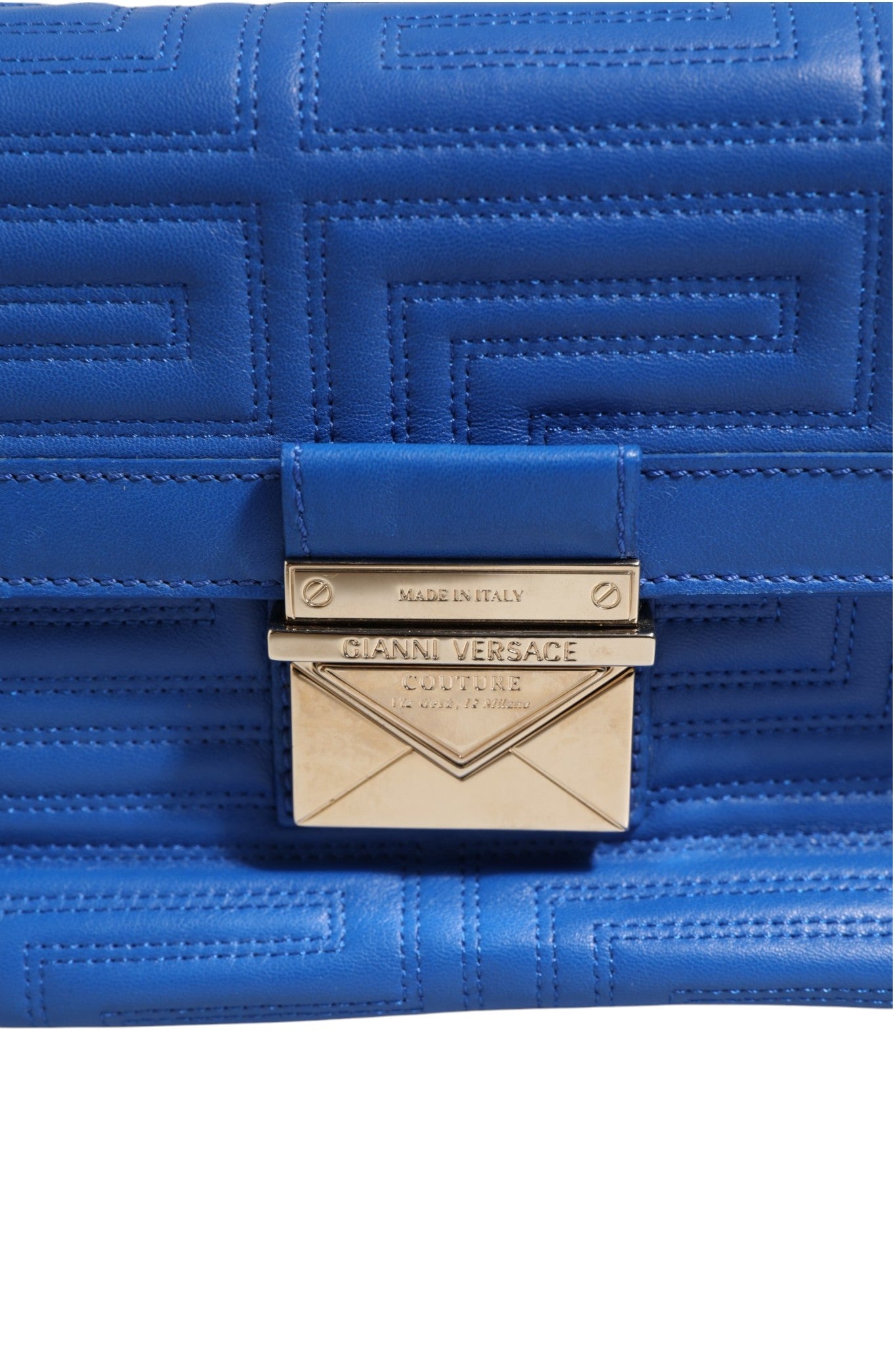 Blaue gesteppte Lederschultertasche mit Riemen
