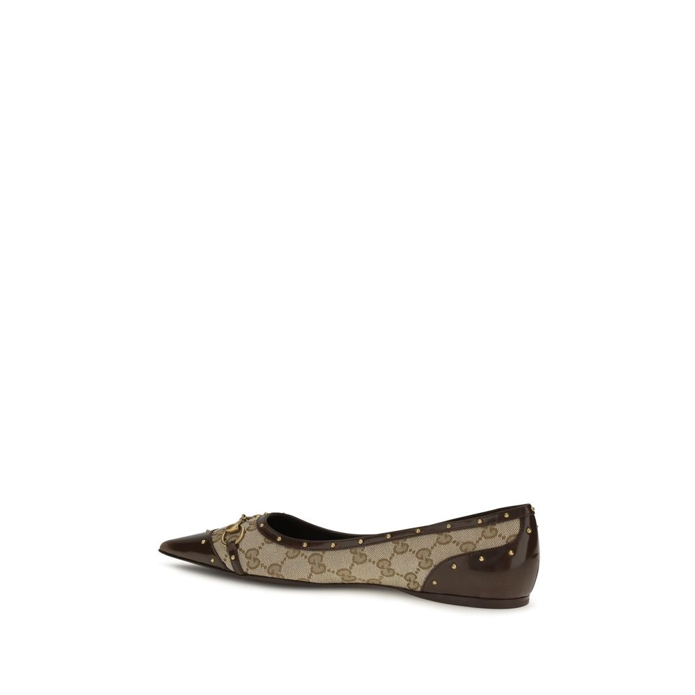 Beige Gucci Ballet Flats with Leather Trim and Gold Detail