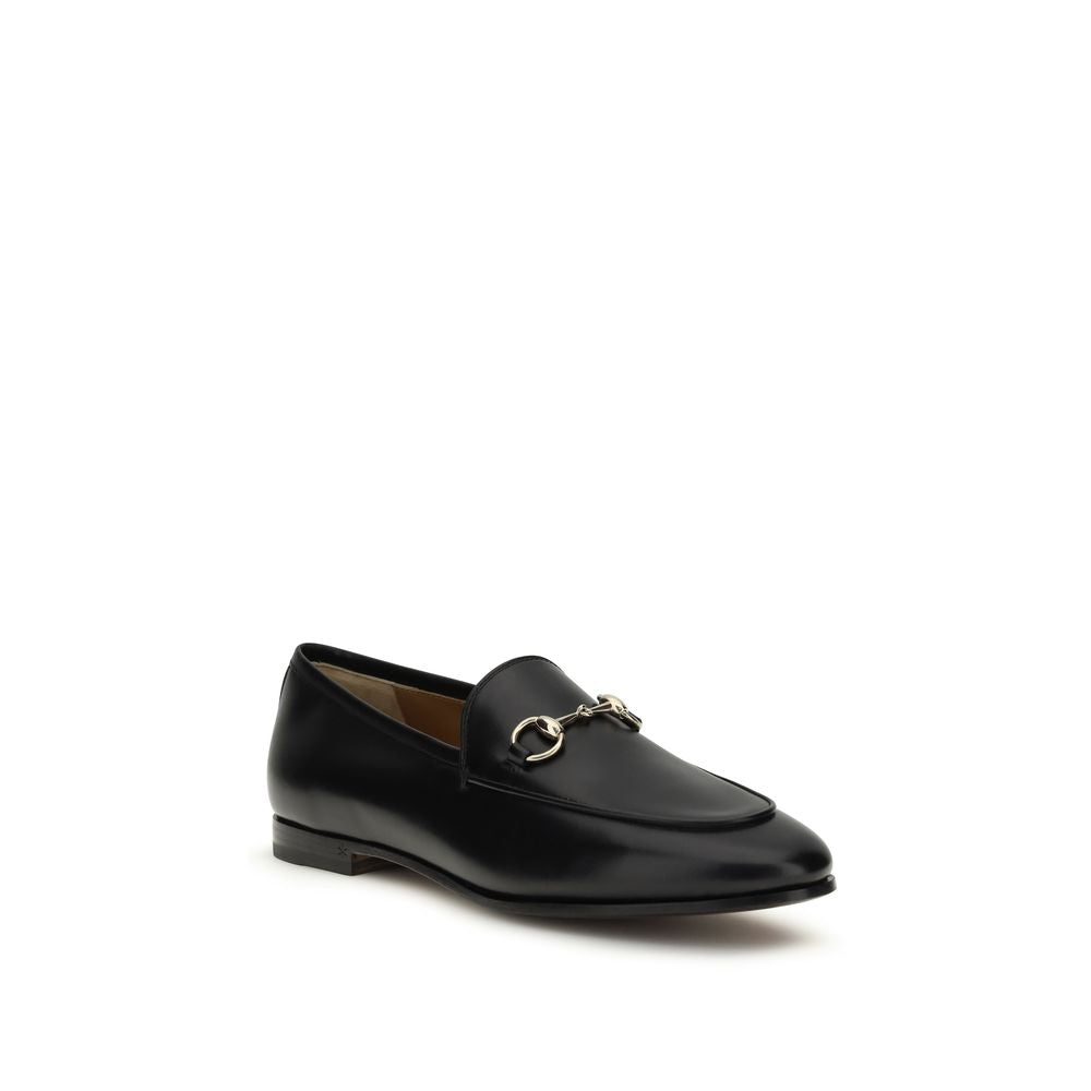 Schwarze Slip-On-Loafer aus Leder mit Horsebit-Detail
