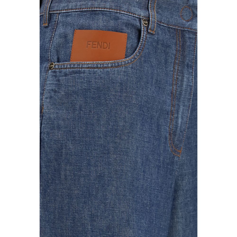 Blaue Baumwolljeans aus Denim