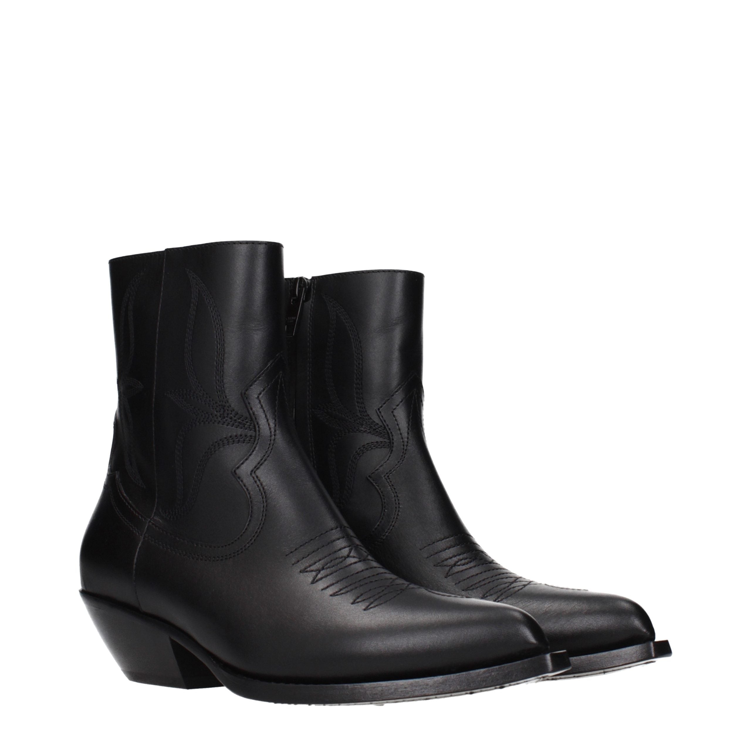 Schwarze Leder-Stiefeletten von Celine mit Verzierung