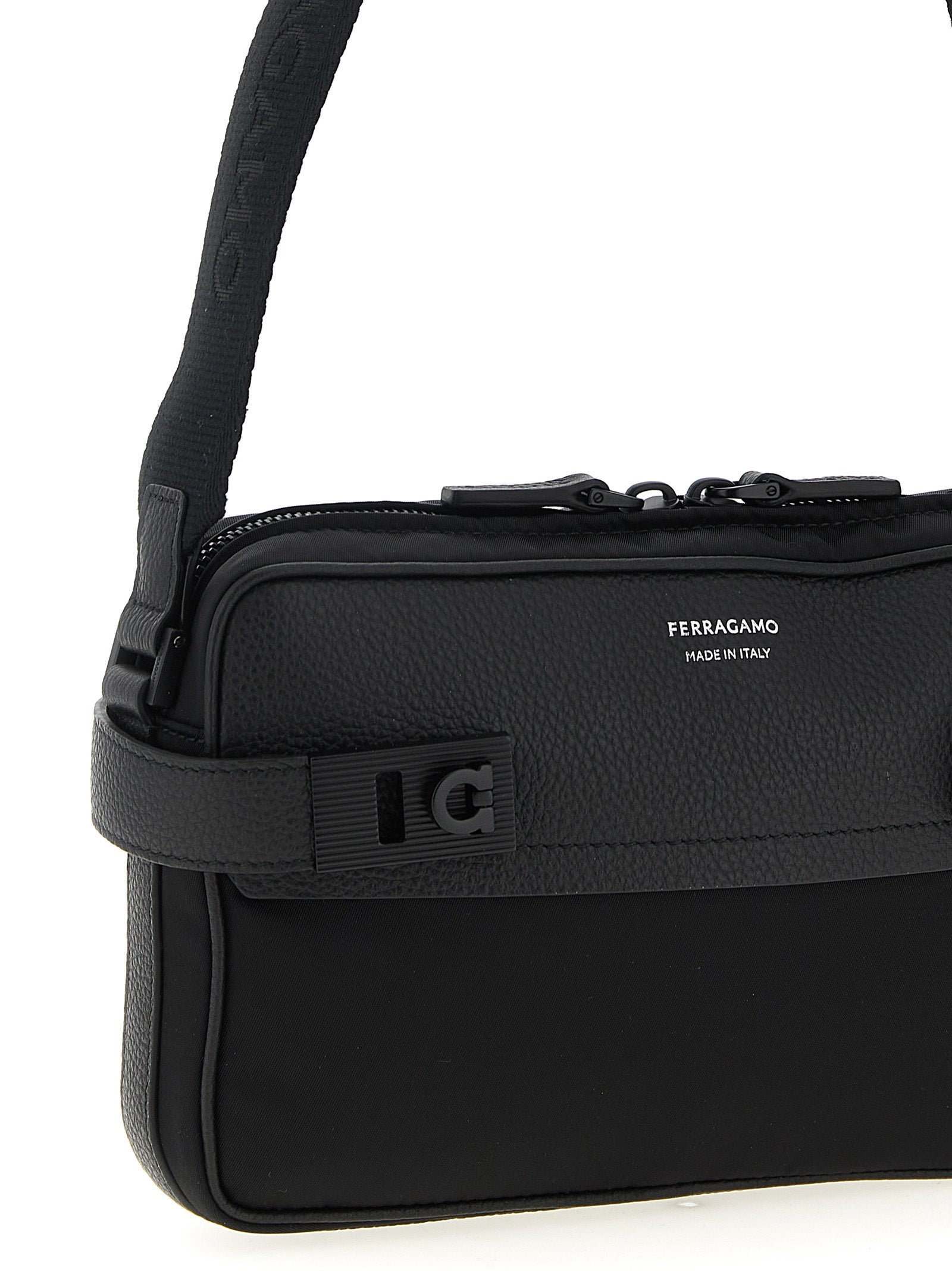 Sac bandoulière Ferragamo en tissu noir