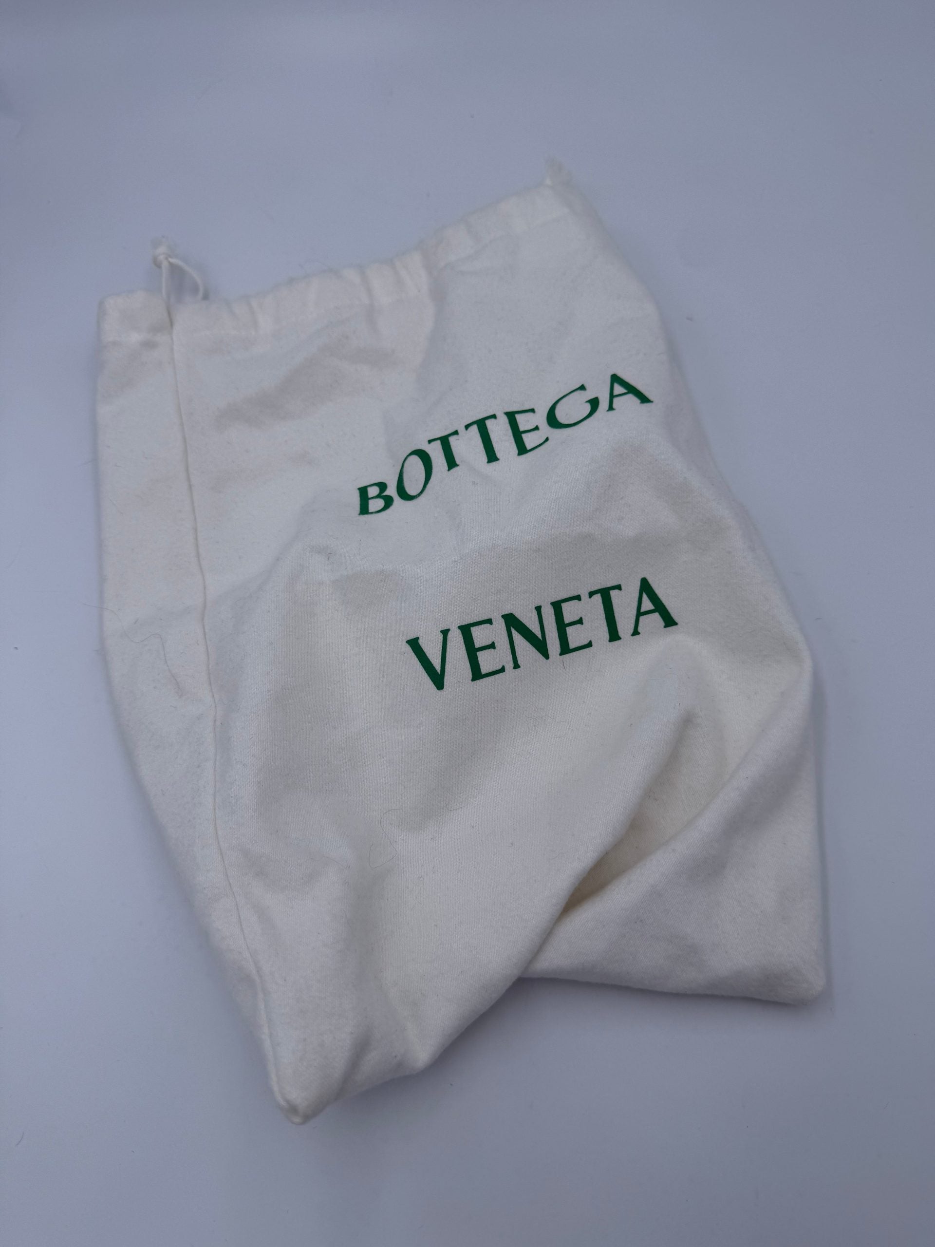 Bottega Veneta Green Chain Pouch Leather Shoulder Bag