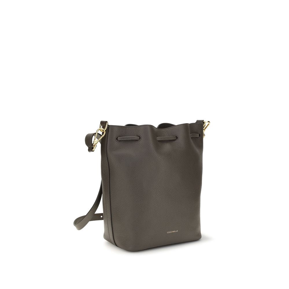 Sac seau Coccinelle en cuir de veau marron Bos Taurus